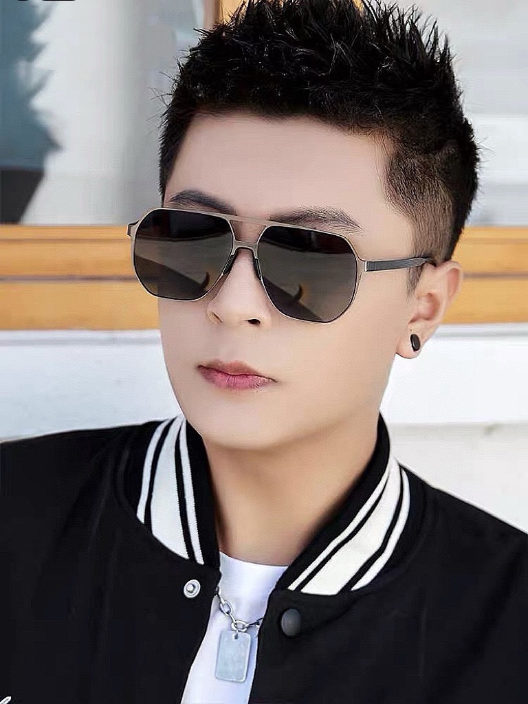 ️GUCCI2024新款男女情侣款太阳镜多边形墨镜iP电镀永不褪色超轻超有弹性整幅眼镜无螺丝重要的是压不