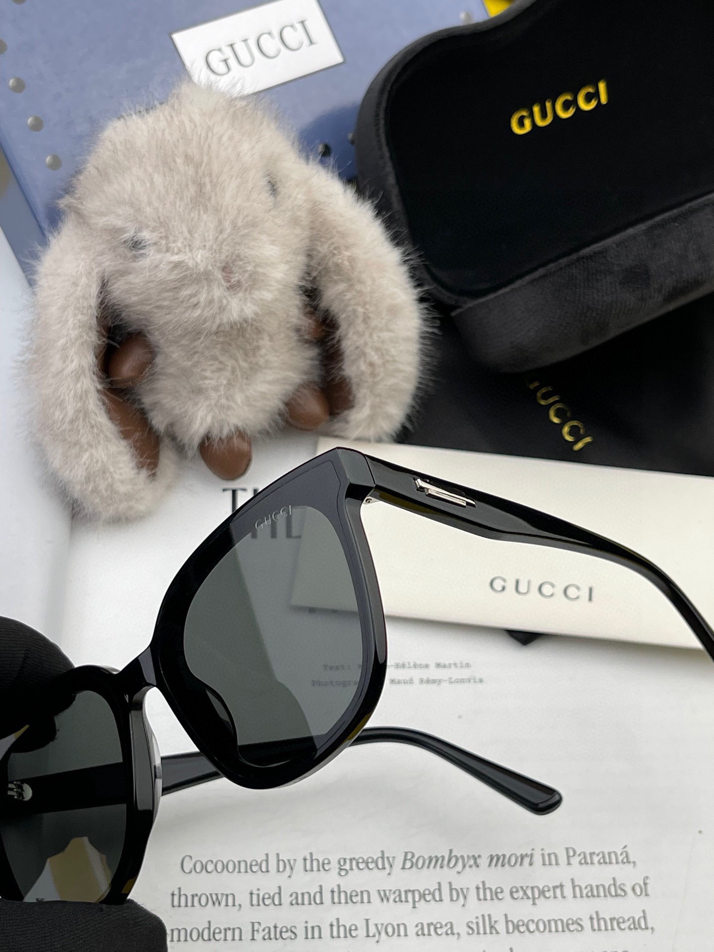 GUCCI2024开春新款一体镜大框太阳镜男女同款爆款大框尼龙太阳镜超逼格超酷镜腿品牌设计感强nice型