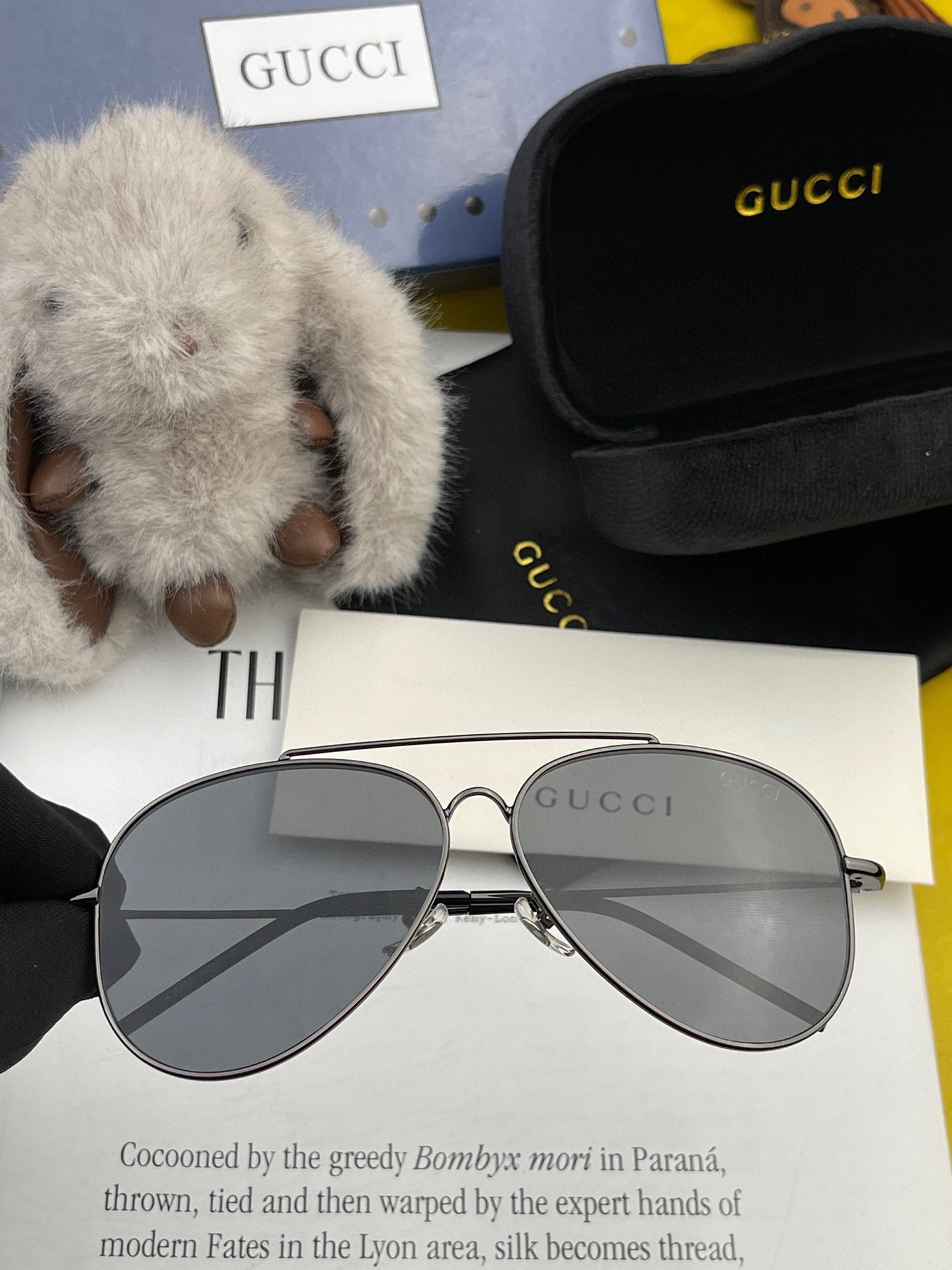️GUCCI2024新款男女情侣款太阳镜多边形墨镜i价️电镀永不褪色超轻超有弹性整幅眼镜无螺丝重要的是压
