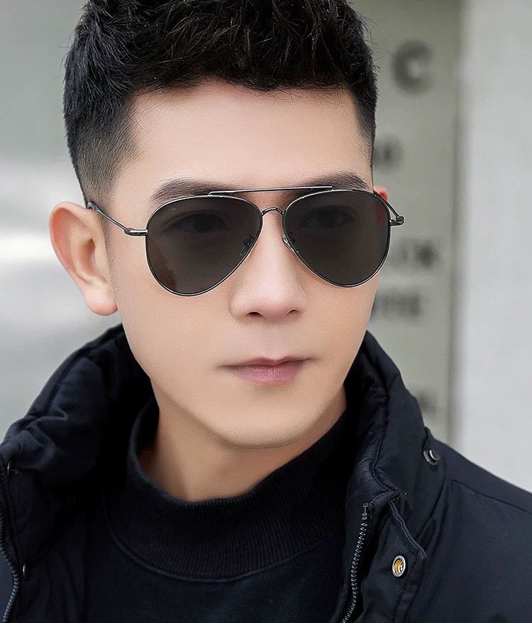 ️GUCCI2024新款男女情侣款太阳镜多边形墨镜i价️电镀永不褪色超轻超有弹性整幅眼镜无螺丝重要的是压
