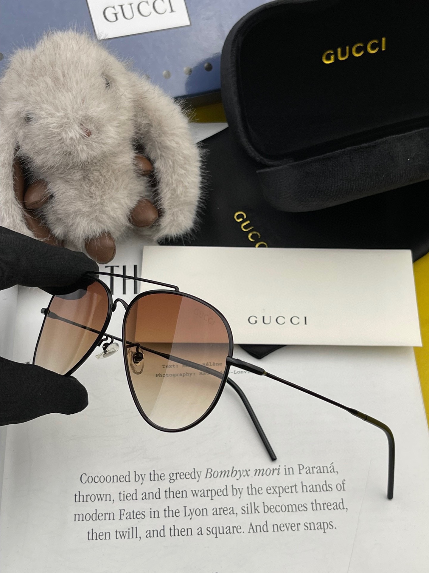 ️GUCCI2024新款男女情侣款太阳镜多边形墨镜i价️电镀永不褪色超轻超有弹性整幅眼镜无螺丝重要的是压