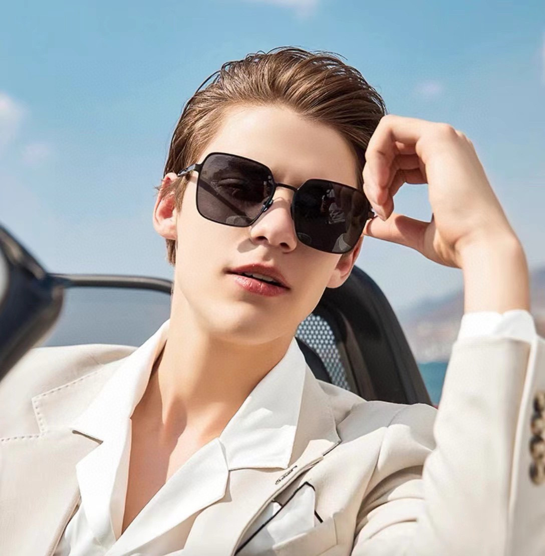 ♦️ GUCCI 2024新款男女情侣款太阳镜多边形墨镜iP电镀永不褪色 超轻超有弹性整幅眼镜无螺丝重要