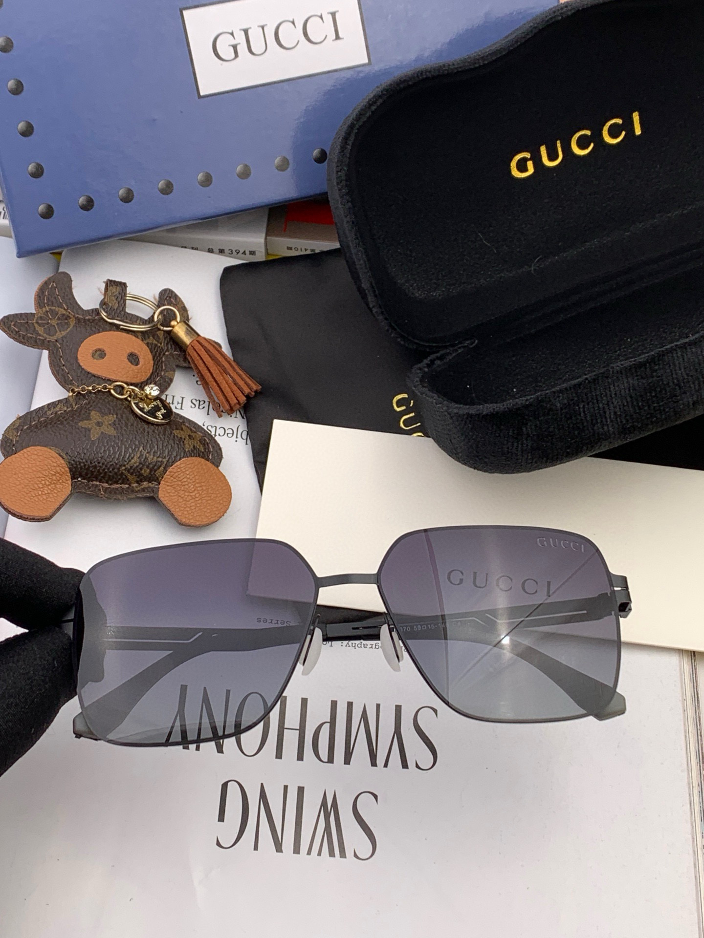 ♦️ GUCCI 2024新款男女情侣款太阳镜多边形墨镜iP电镀永不褪色 超轻超有弹性整幅眼镜无螺丝重要
