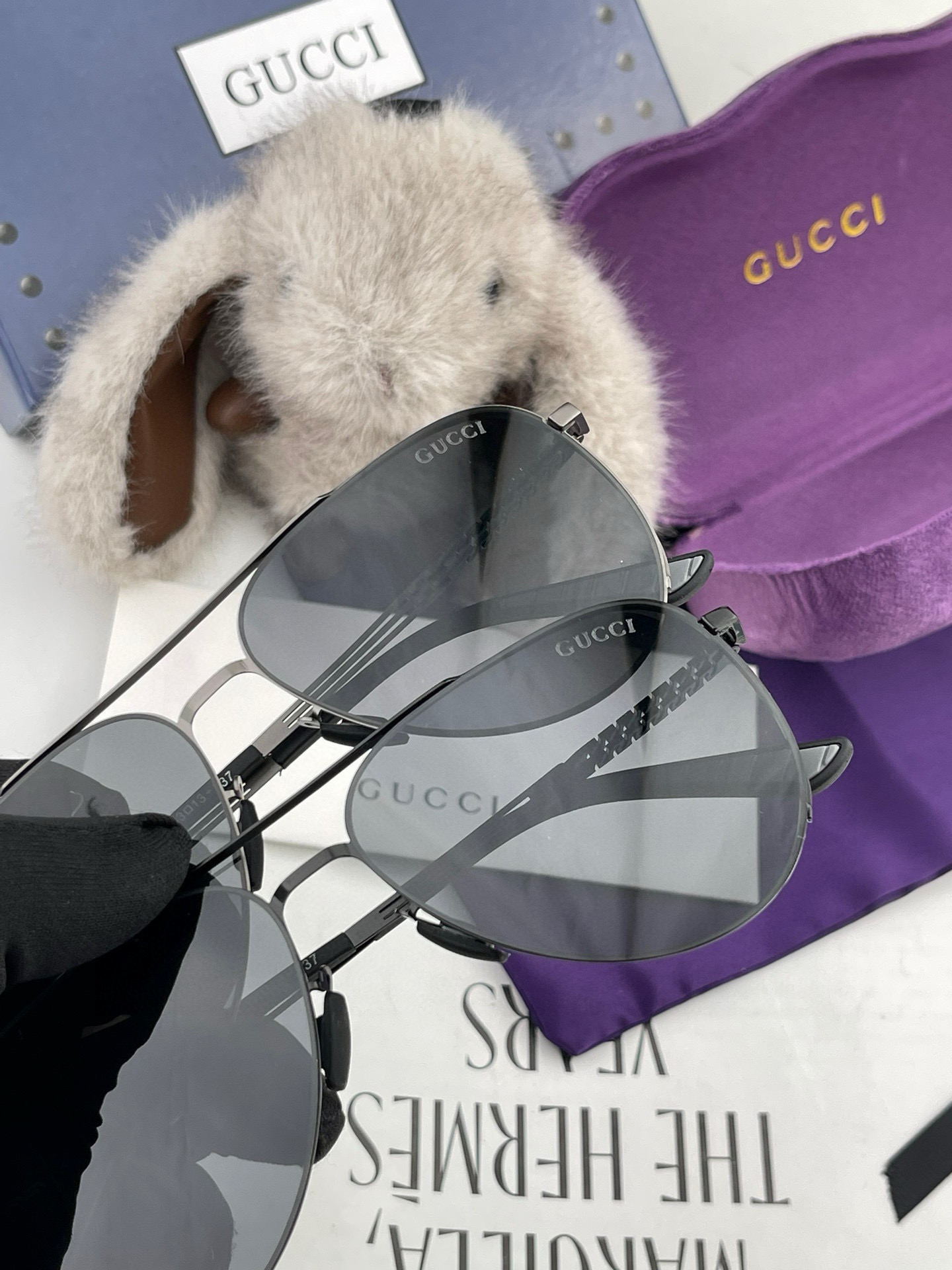         GUCCI 男款炫彩飞行员偏光太阳镜 ❤️材质：高清尼龙加厚卡槽高清偏光镜片 🌹无边框镜