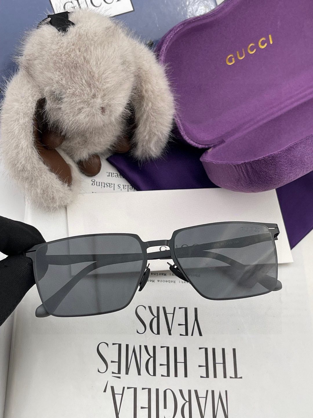 ♦️GUCCI 2025新款男女情侣款太阳镜多边形墨镜iP电镀永不褪色 超轻超有弹性整幅眼镜无螺丝重要的