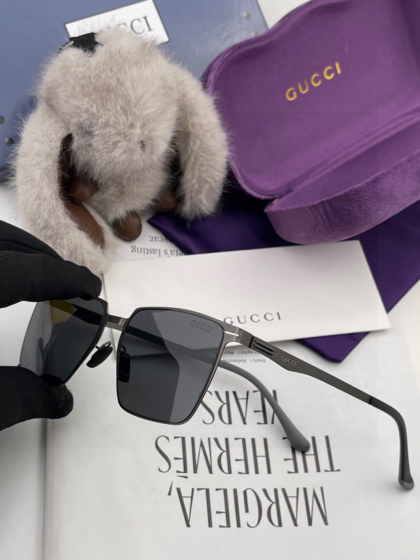 ♦️GUCCI 2025新款男女情侣款太阳镜多边形墨镜iP电镀永不褪色 超轻超有弹性整幅眼镜无螺丝重要的