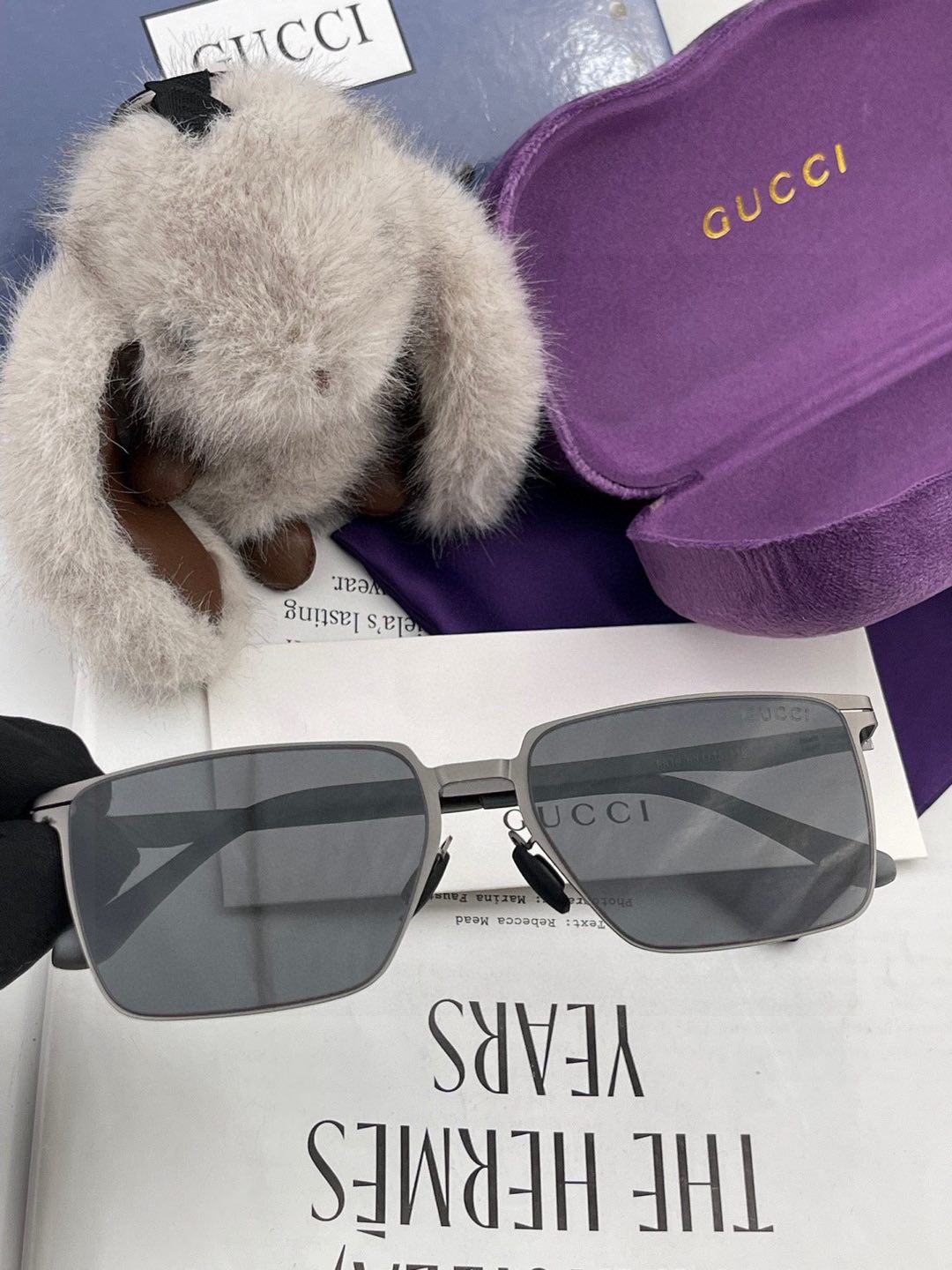 ♦️GUCCI 2025新款男女情侣款太阳镜多边形墨镜iP电镀永不褪色 超轻超有弹性整幅眼镜无螺丝重要的