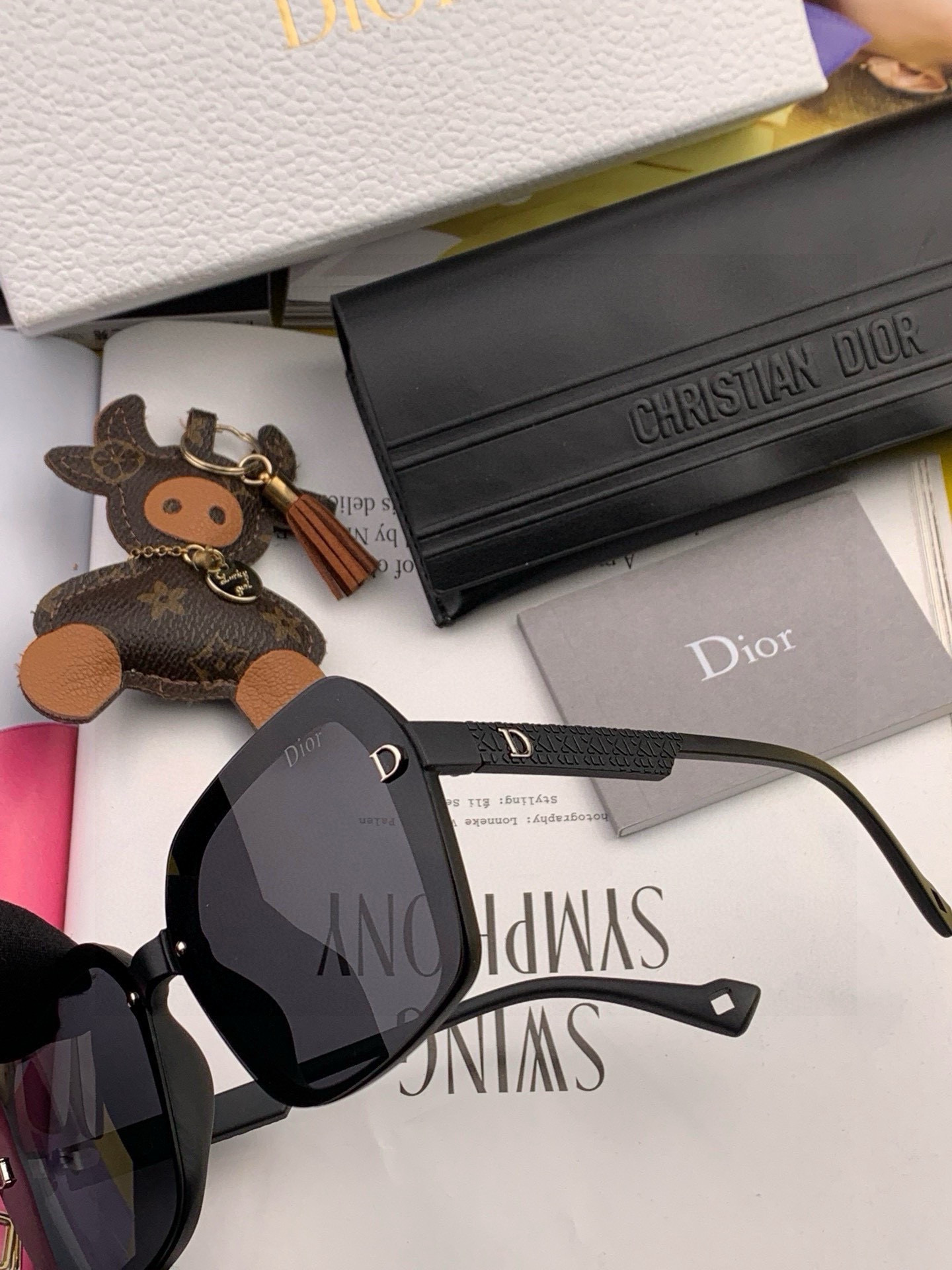  【DIOR】迪奥偏光太阳镜 时尚造型 开车驾驶镜时尚墨镜🌸世界顶级奢华品牌，品质保证！😍😍经典款, 明