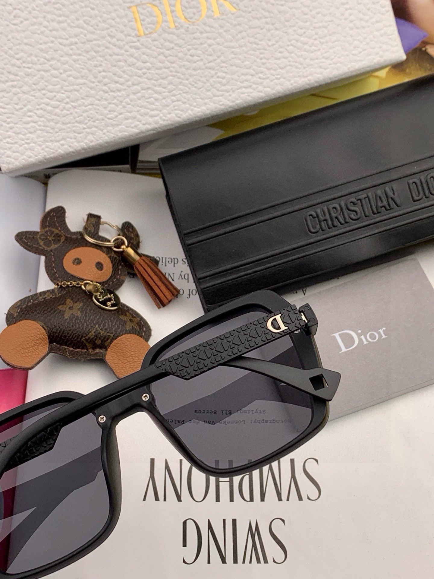  【DIOR】迪奥偏光太阳镜 时尚造型 开车驾驶镜时尚墨镜🌸世界顶级奢华品牌，品质保证！😍😍经典款, 明