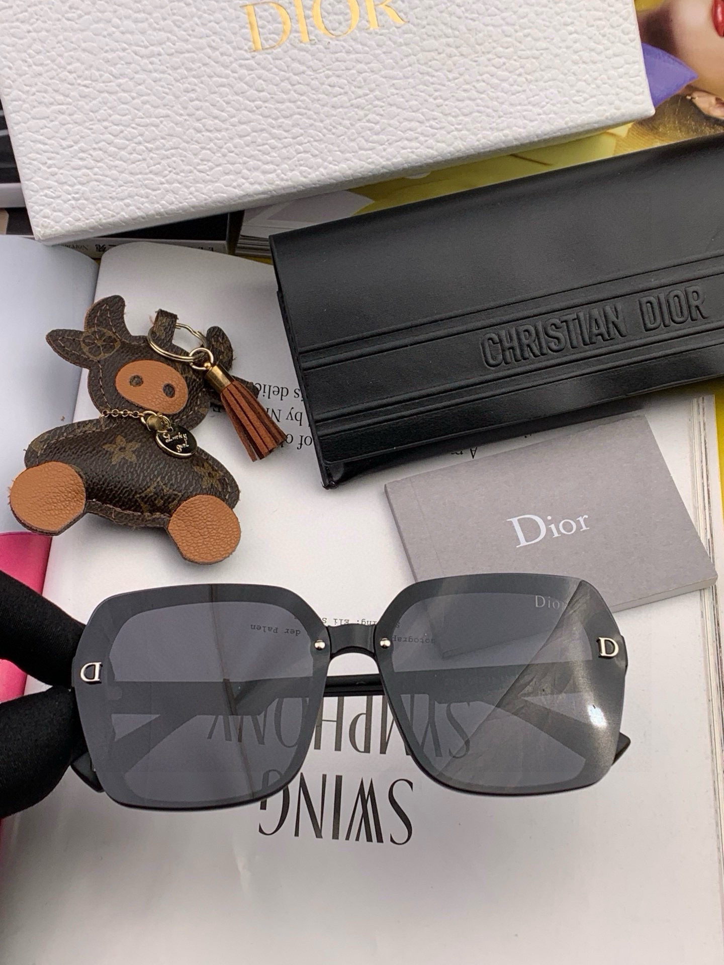  【DIOR】迪奥偏光太阳镜 时尚造型 开车驾驶镜时尚墨镜🌸世界顶级奢华品牌，品质保证！😍😍经典款, 明