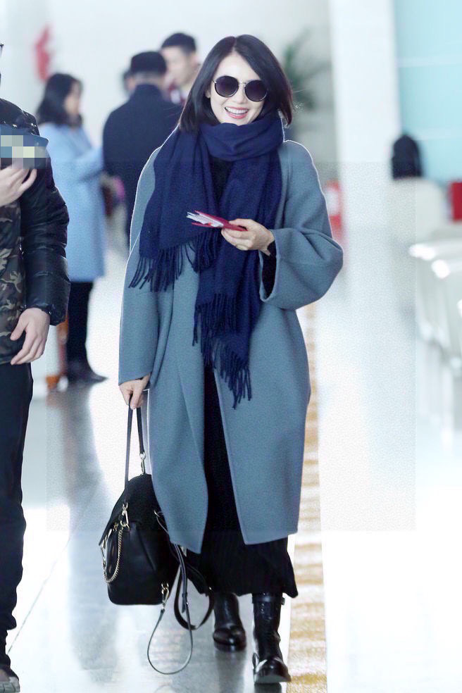 ACNE: Swedish Fashion Brand Embracing Light Colors and Comfortable Styles - 图片 2