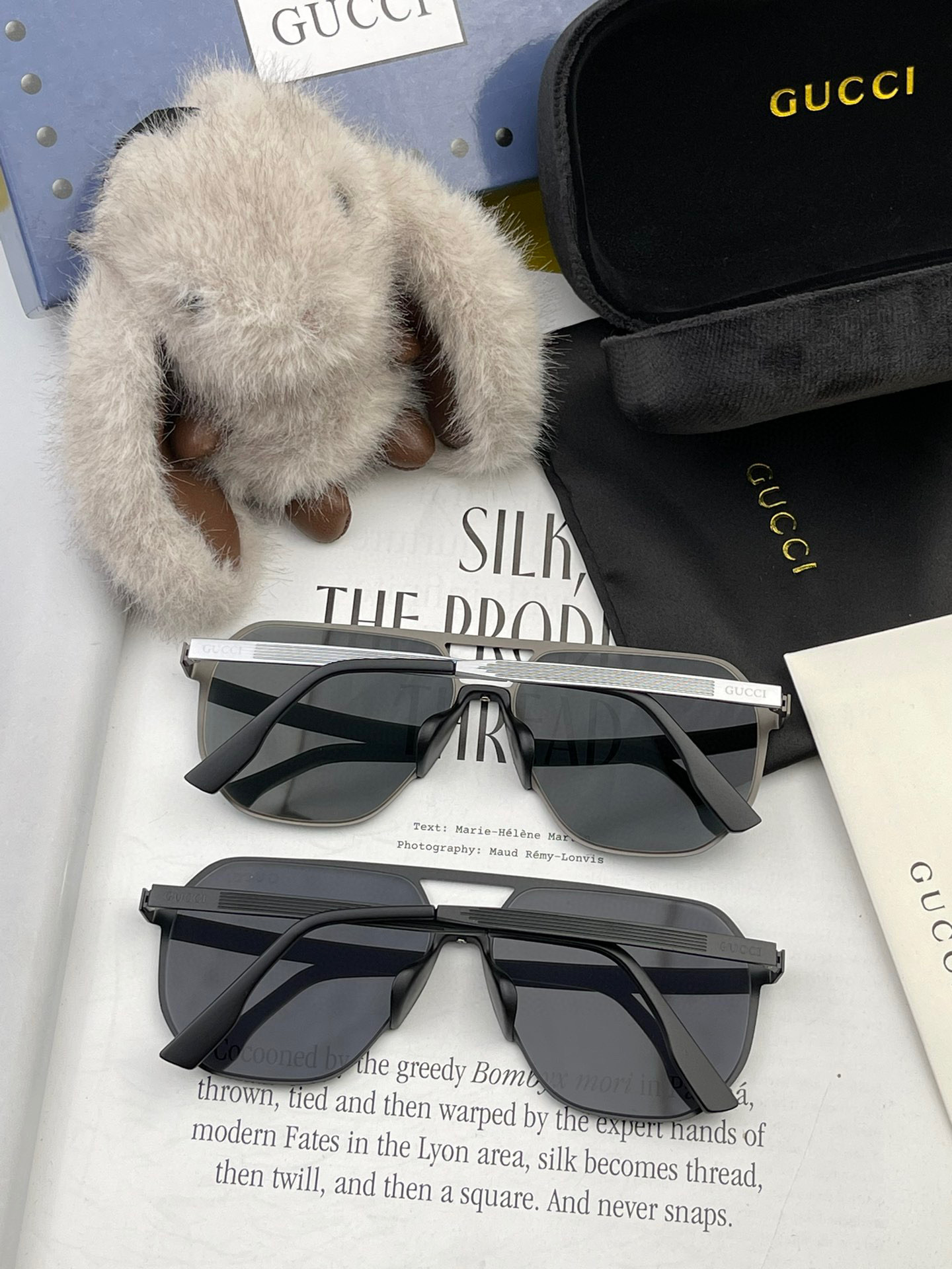        GUCCI 男款炫彩飞行员偏光太阳镜 ❤️材质：高清尼龙加厚卡槽高清偏光镜片 🌹无边框镜架