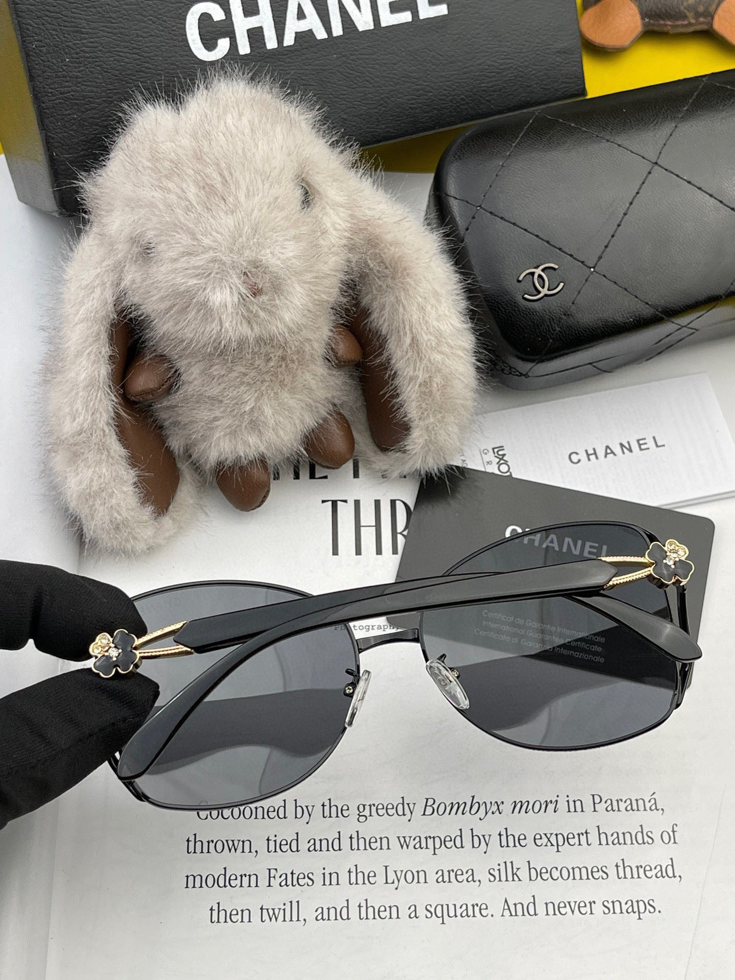 【CHANEL】香奈儿 2025新款山茶花潮流爆款 时尚圆框太阳镜 佩戴舒适 网红潮款墨镜  ♥️♥️型