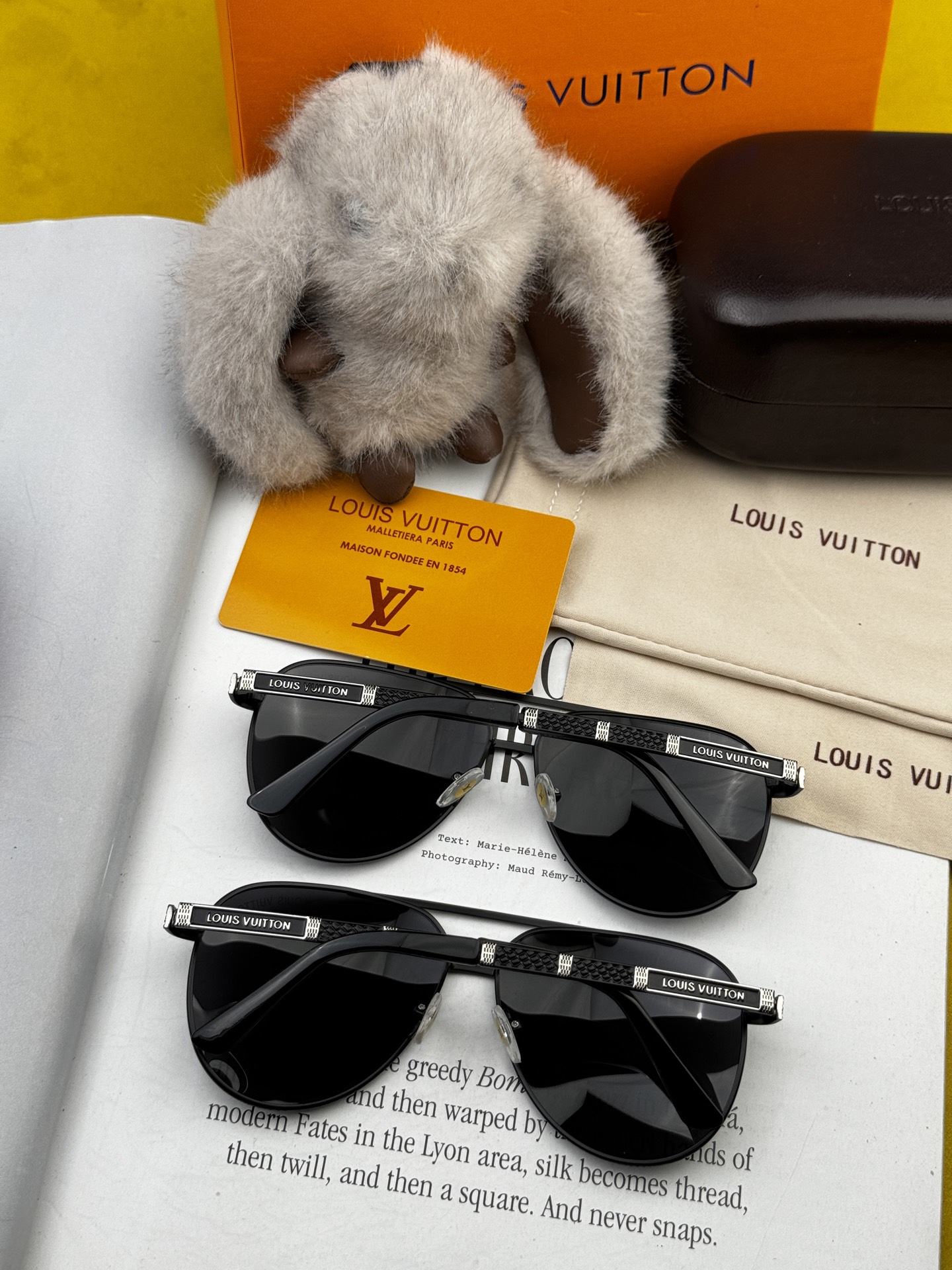  2025新款 LOUIS VUITTON-路易家  新品LV蛤蟆框太阳镜 每一付都是精品 ❤️时尚达人