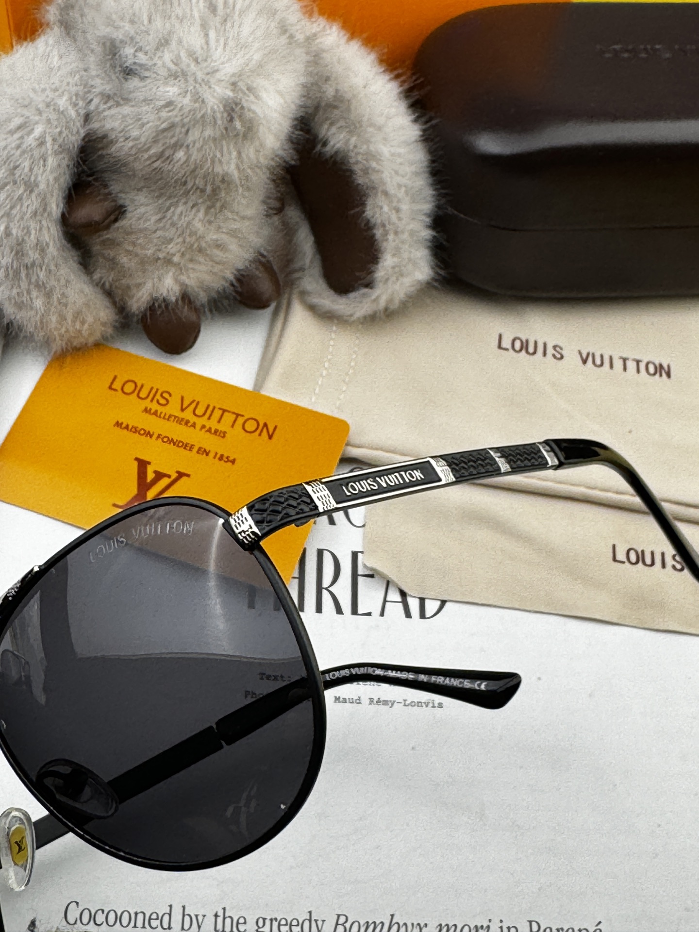  2025新款 LOUIS VUITTON-路易家  新品LV蛤蟆框太阳镜 每一付都是精品 ❤️时尚达人
