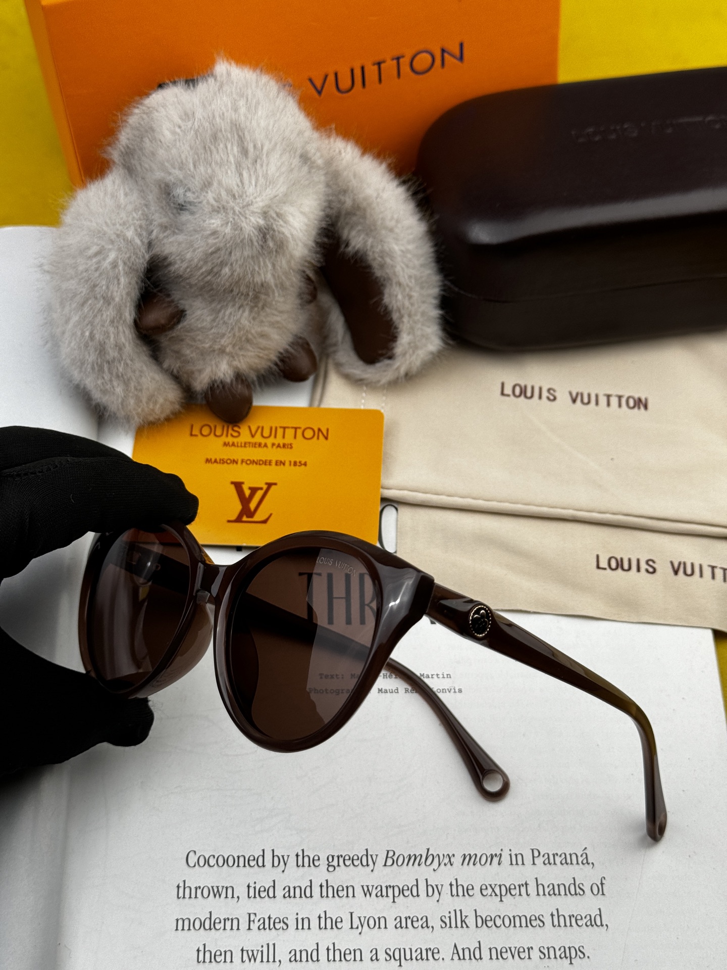   LV 太阳镜潮品官网模特同款 玫瑰玫瑰四叶草🍀精致个性设计简约时尚 高品质值得拥有绝对潮爆整个夏季 