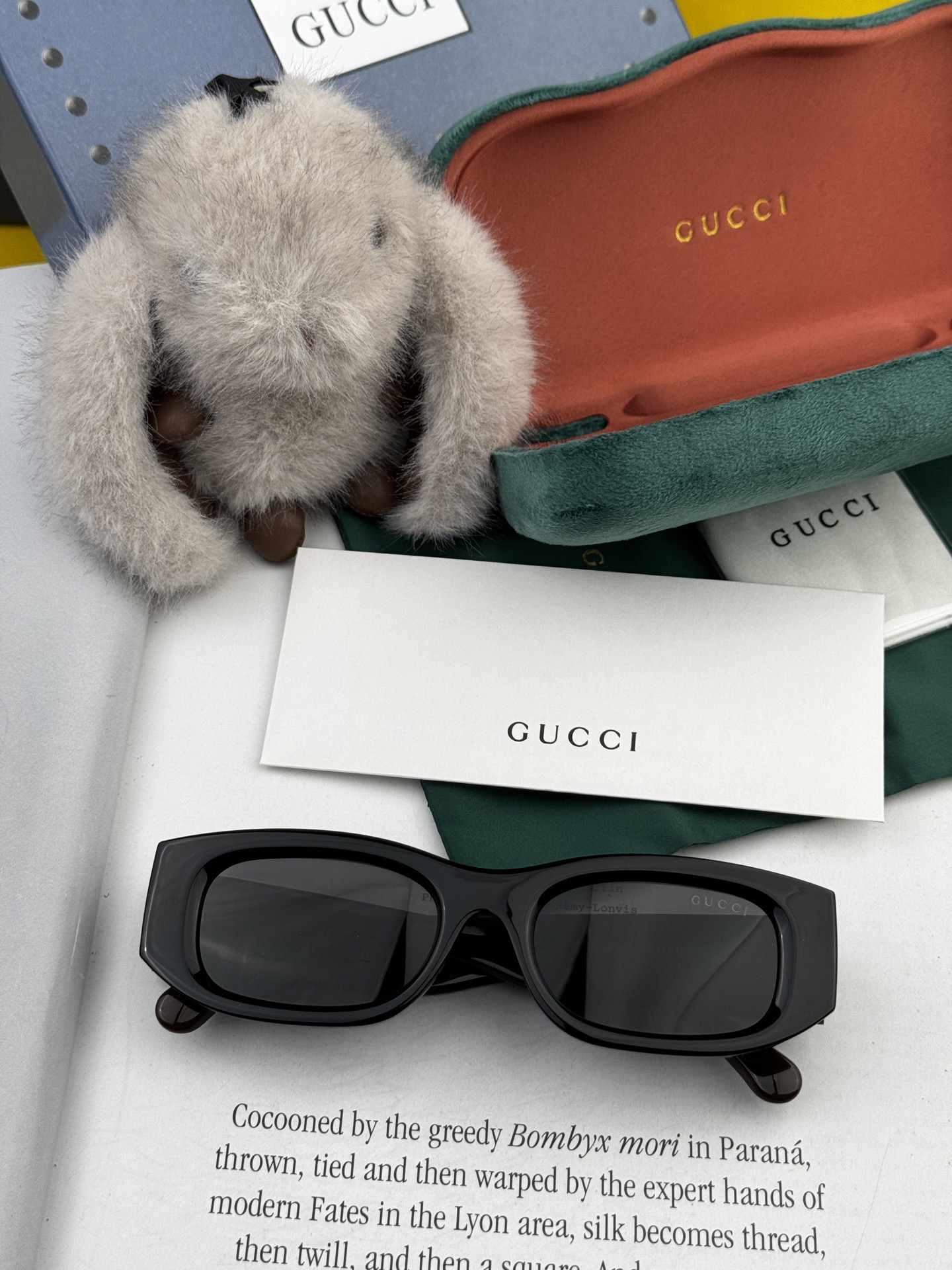 🔺 【GUCCI】2025开春新款 潮流爆款 时尚小框偏光太阳镜 高品质 佩戴舒适 网红潮款墨镜 型号：