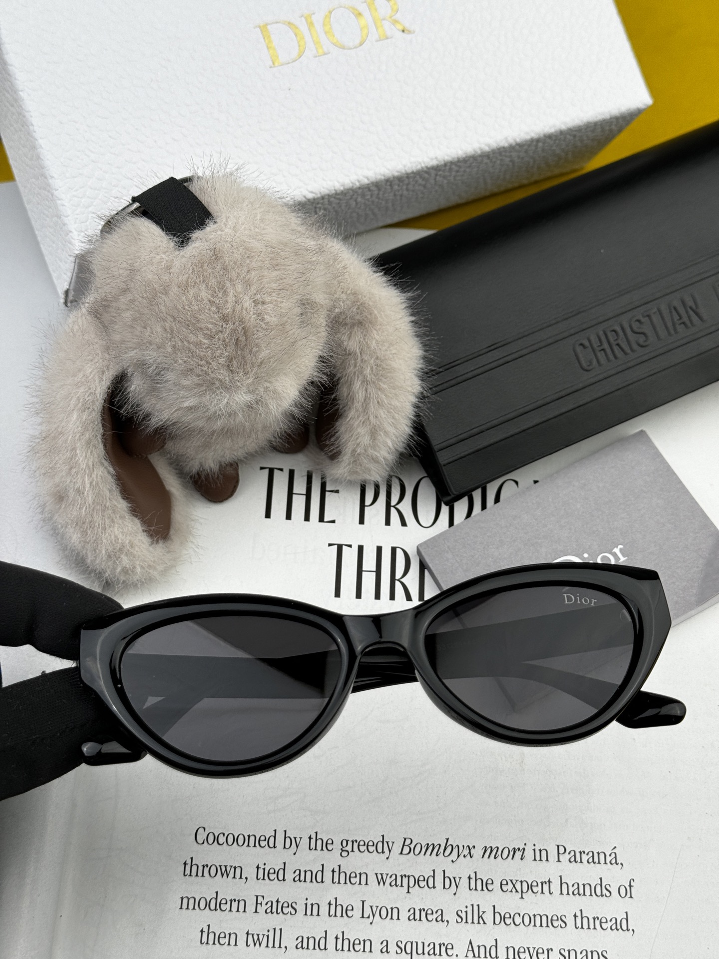  🔺 【DIOR-迪奥】2025开春新款 潮流爆款 时尚方框偏光太阳镜 高品质 佩戴舒适 网红潮款墨镜 