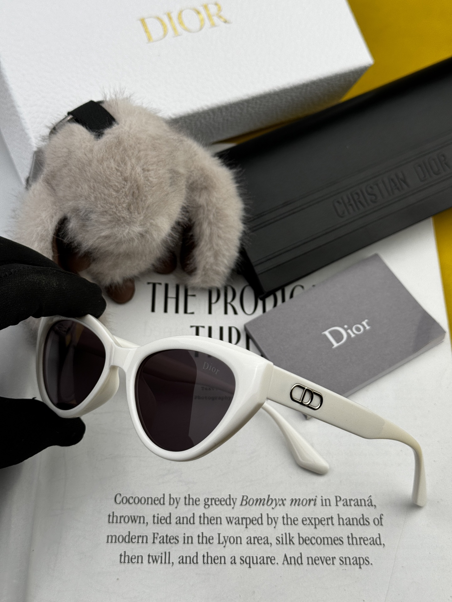 🔺 【DIOR-迪奥】2025开春新款 潮流爆款 时尚方框偏光太阳镜 高品质 佩戴舒适 网红潮款墨镜 
