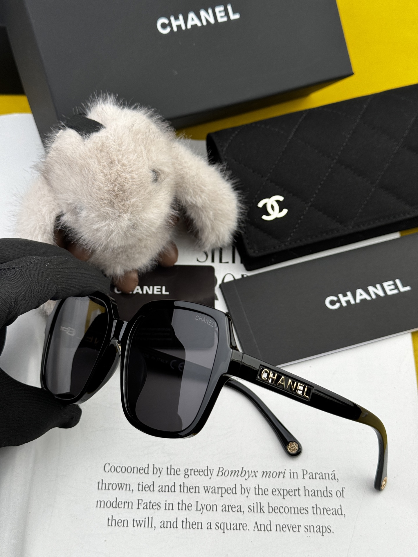 【CHANEL】香奈儿 2025新款潮流爆款 时尚方框太阳镜 佩戴舒适 网红潮款墨镜  女士高清加厚偏光