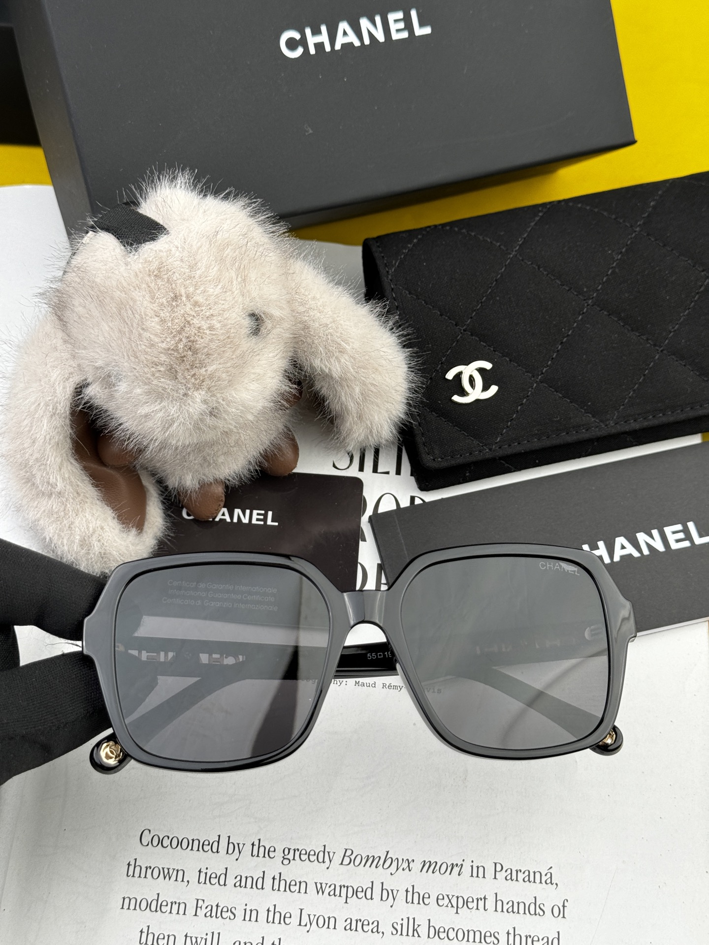 【CHANEL】香奈儿 2025新款潮流爆款 时尚方框太阳镜 佩戴舒适 网红潮款墨镜  女士高清加厚偏光