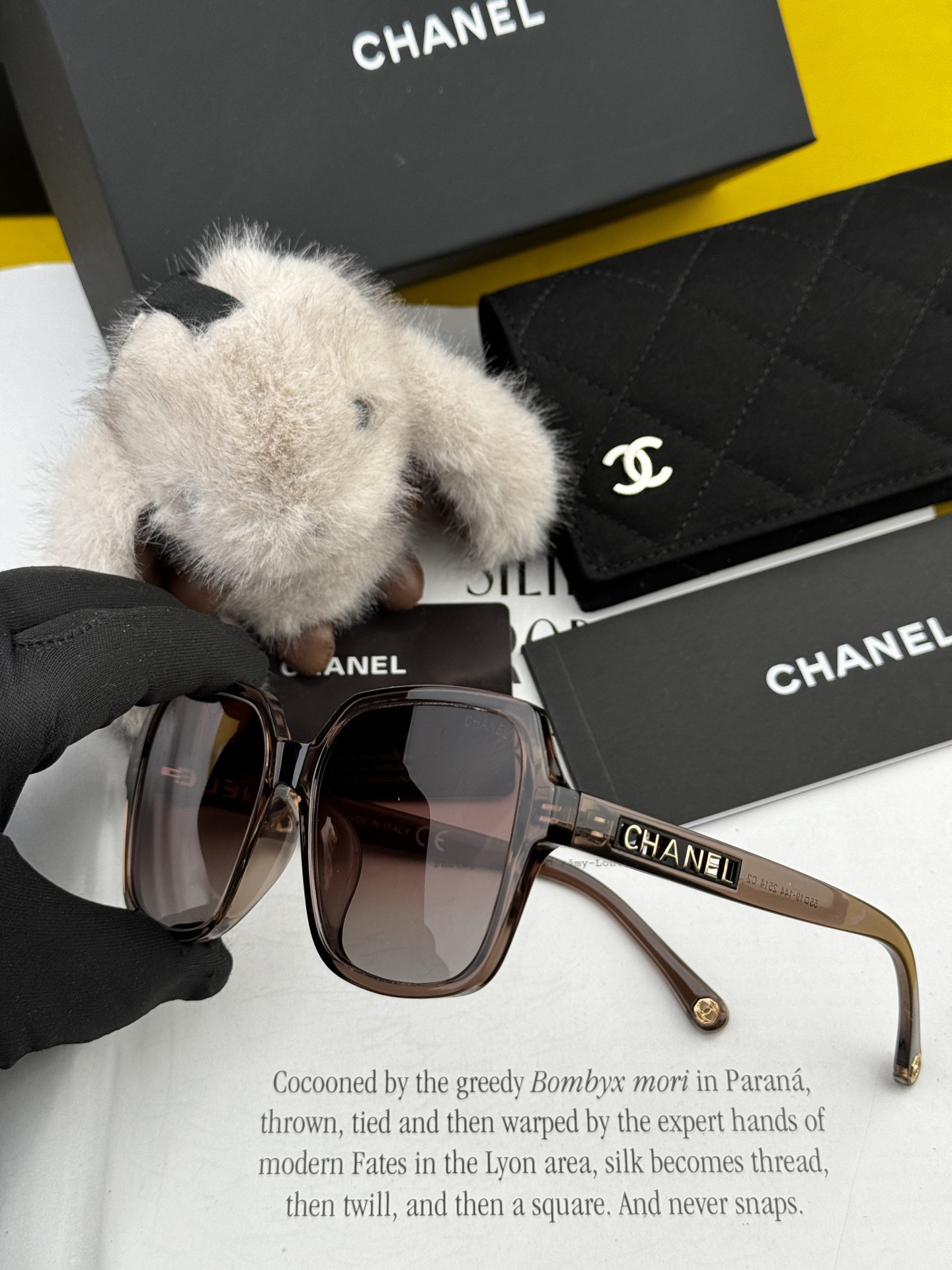【CHANEL】香奈儿 2025新款潮流爆款 时尚方框太阳镜 佩戴舒适 网红潮款墨镜  女士高清加厚偏光