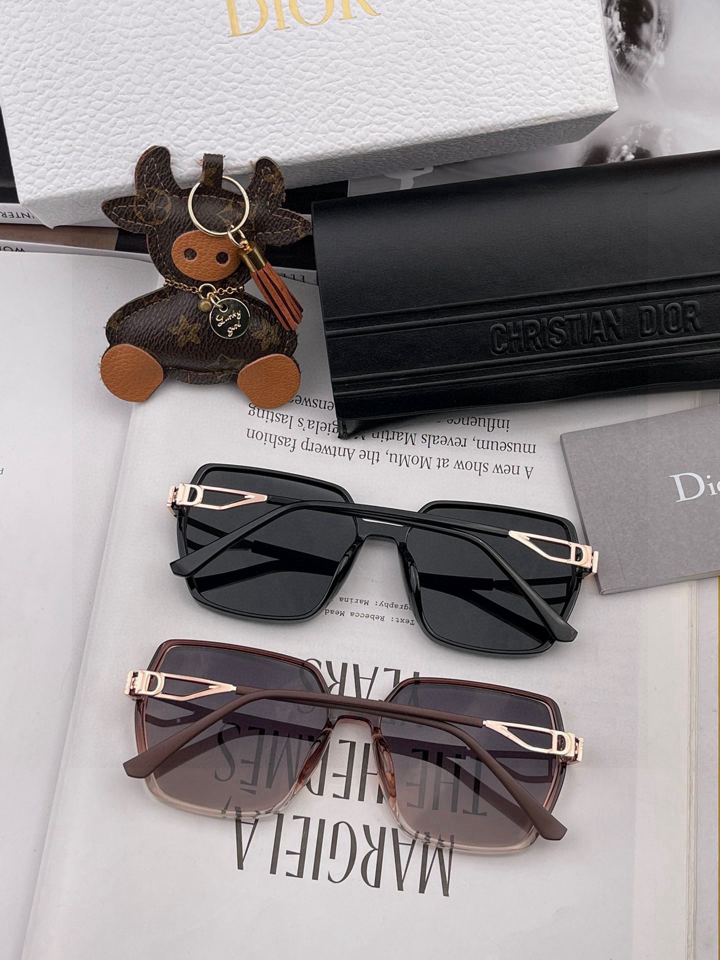  🔺 【DIOR-迪奥】2025开春新款 潮流爆款 时尚方框偏光太阳镜 高品质 佩戴舒适 网红潮款墨镜 