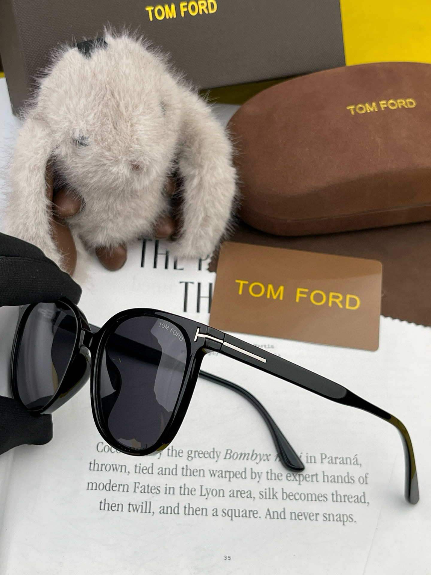  【TOMFORD】汤姆福特 爆款来袭！经典火爆作品 重磅出击 ！超经典偏光眼镜，时刻展现时尚大牌风范！