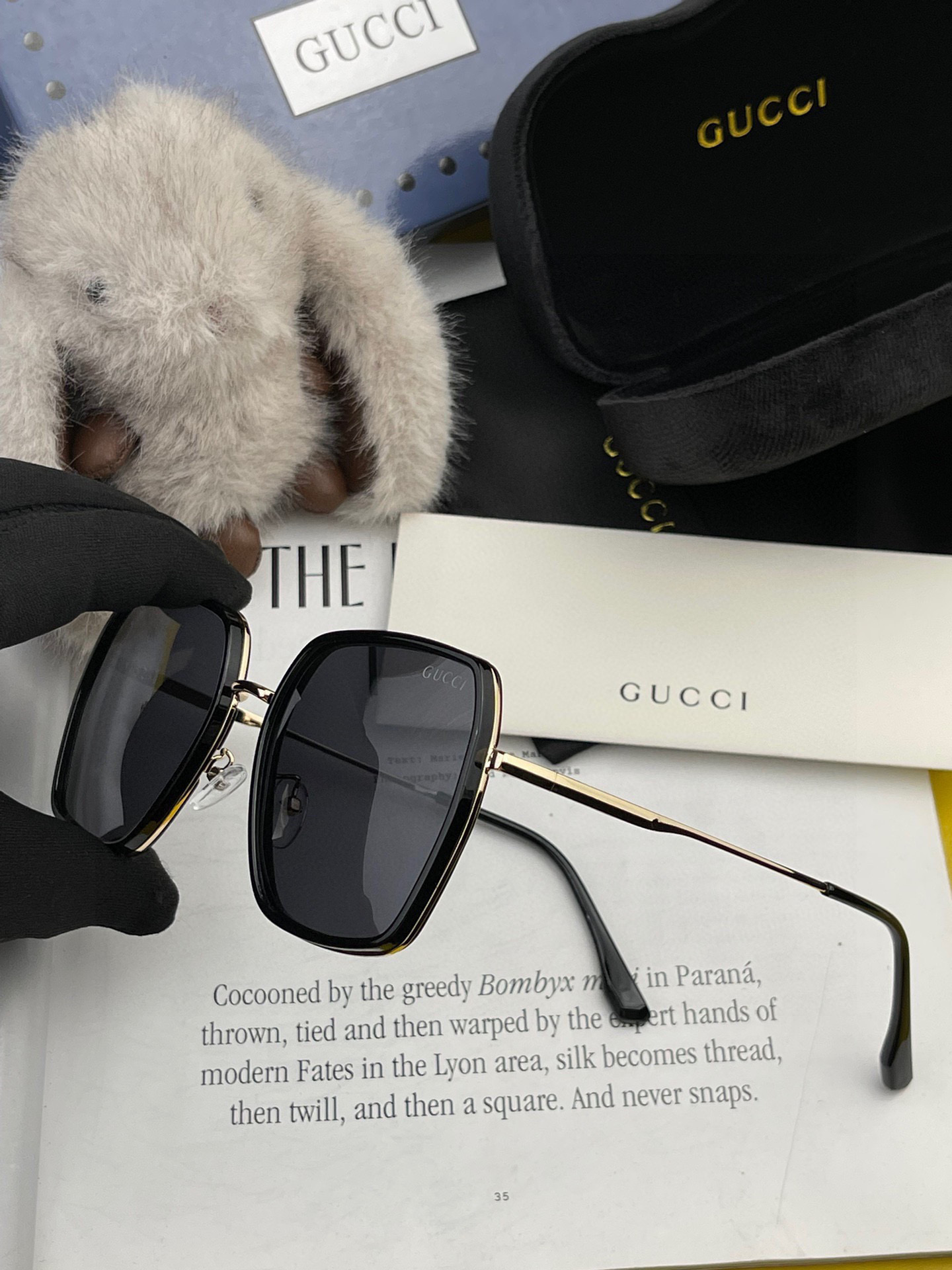   GUCCI 2025开春新款 最新款方框太阳镜 各路网红纷纷带起气场满分‼️ 俏皮甜美.上脸效果更佳