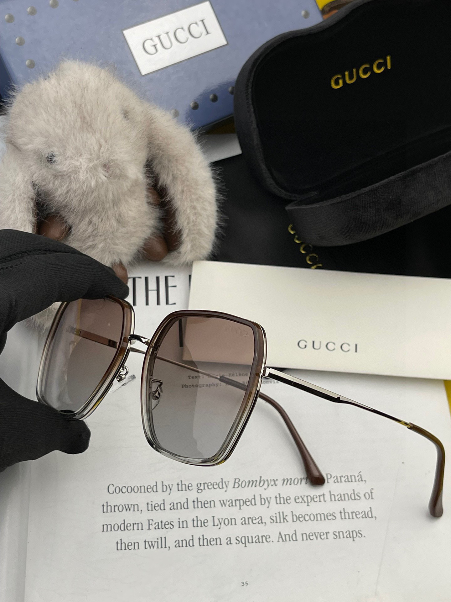   GUCCI 2025开春新款 最新款方框太阳镜 各路网红纷纷带起气场满分‼️ 俏皮甜美.上脸效果更佳