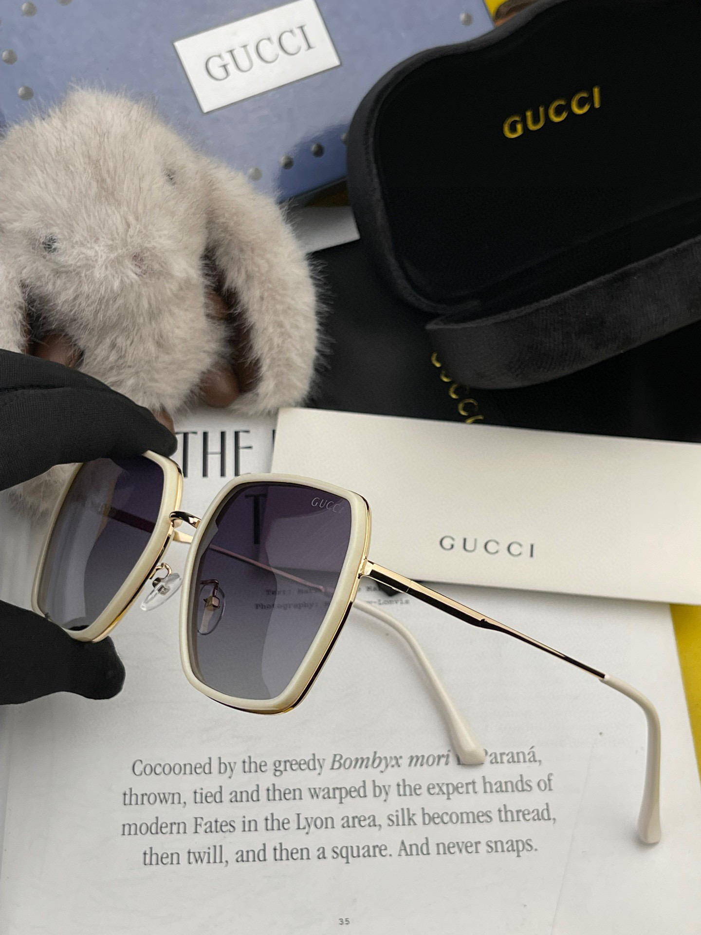   GUCCI 2025开春新款 最新款方框太阳镜 各路网红纷纷带起气场满分‼️ 俏皮甜美.上脸效果更佳