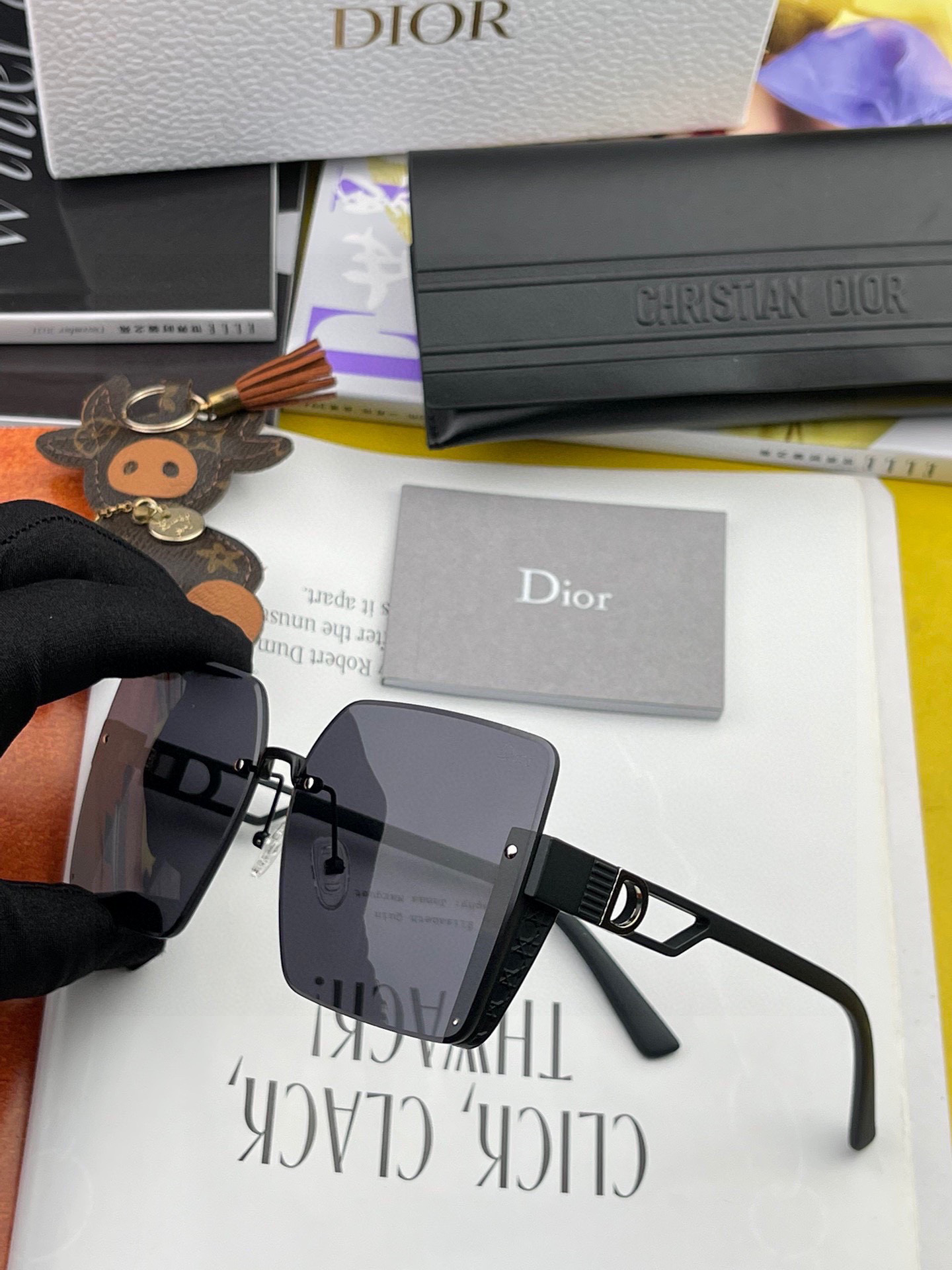  🔺 【DIOR-迪奥】2025开春新款 潮流爆款 时尚方框太阳镜 高品质 佩戴舒适 网红潮款墨镜 女士