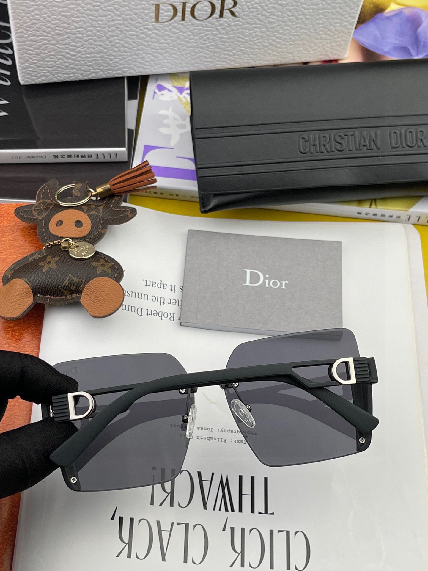  🔺 【DIOR-迪奥】2025开春新款 潮流爆款 时尚方框太阳镜 高品质 佩戴舒适 网红潮款墨镜 女士