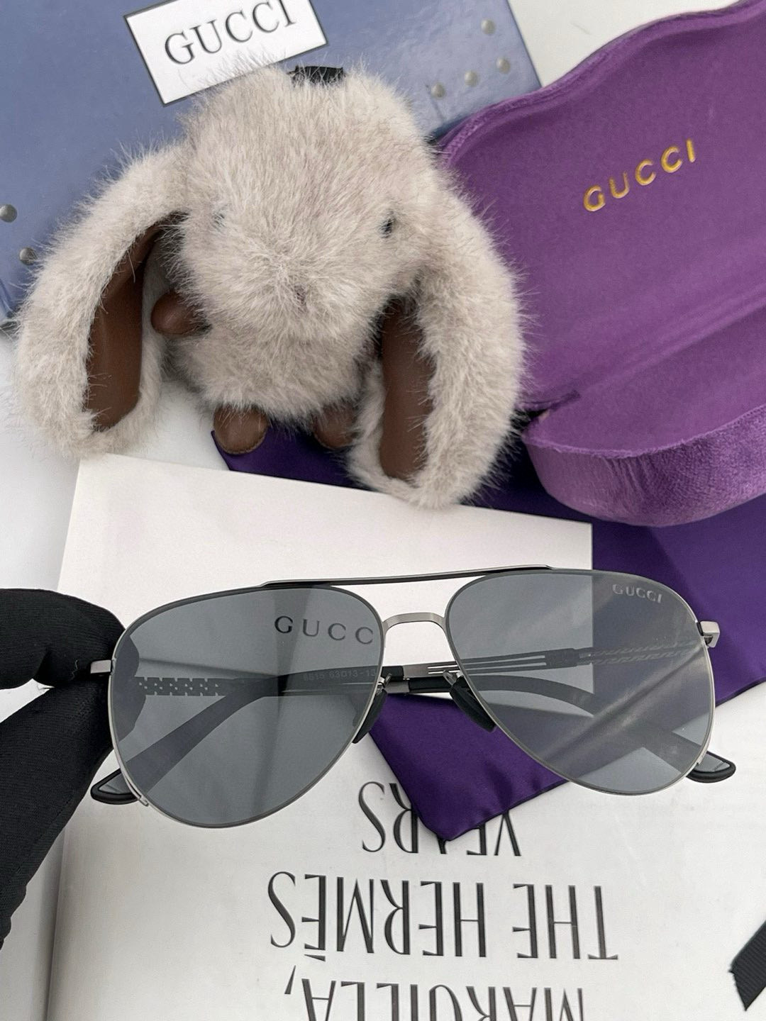         GUCCI 男款炫彩飞行员偏光太阳镜 ❤️材质：高清尼龙加厚卡槽高清偏光镜片 🌹无边框镜