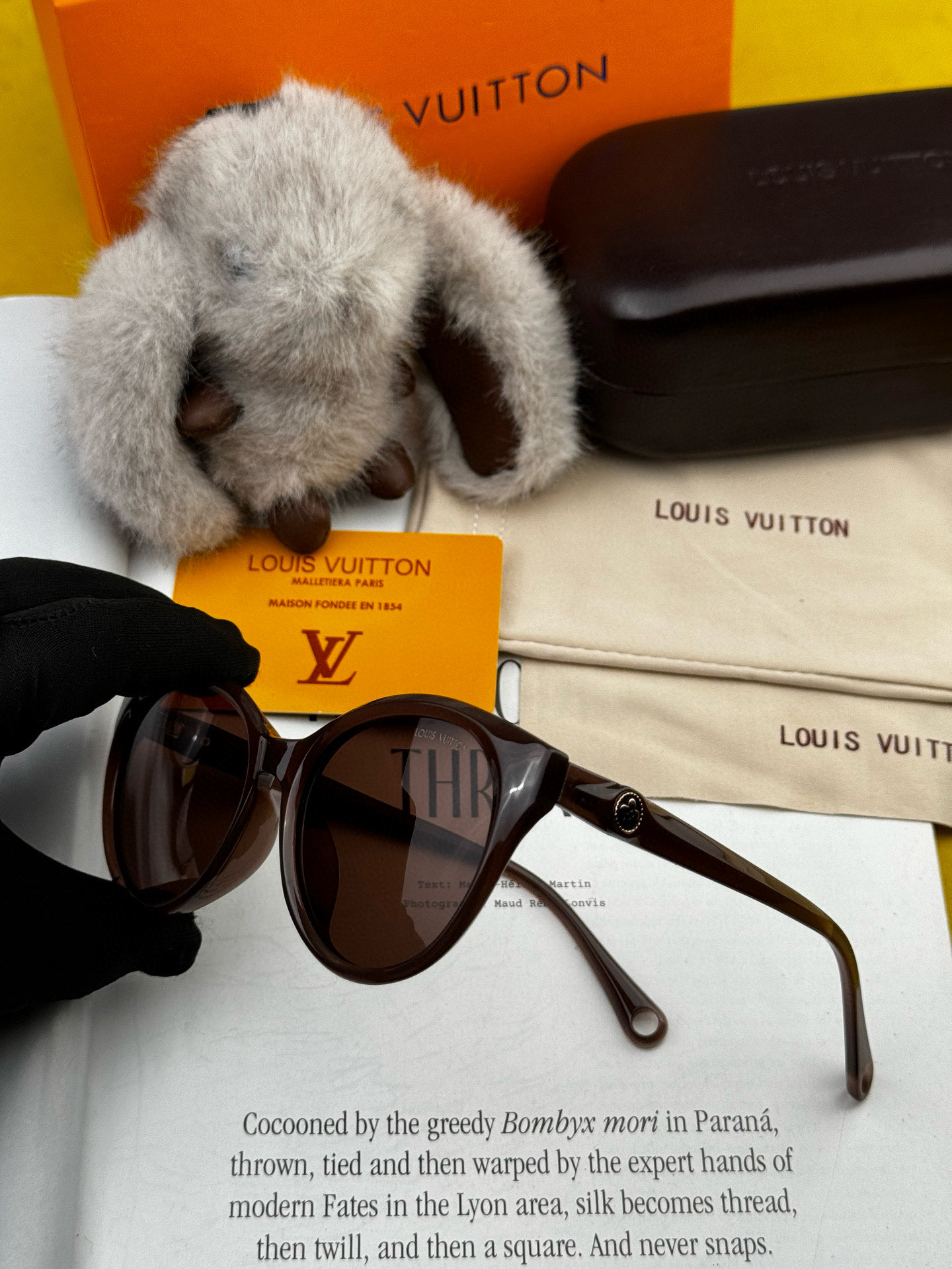   LV 太阳镜潮品官网模特同款 玫瑰玫瑰四叶草🍀精致个性设计简约时尚 高品质值得拥有绝对潮爆整个夏季 