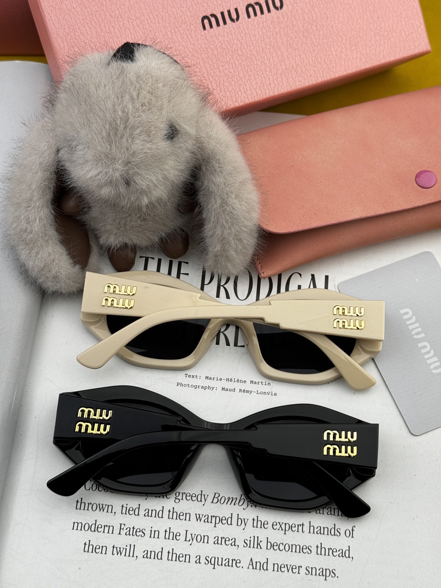   MIUMIU/缪缪🖇🖇2025开春新款🌟闪耀新款璀璨登台 ❤❤太阳镜潮品 精致个性设计简约时尚 专柜