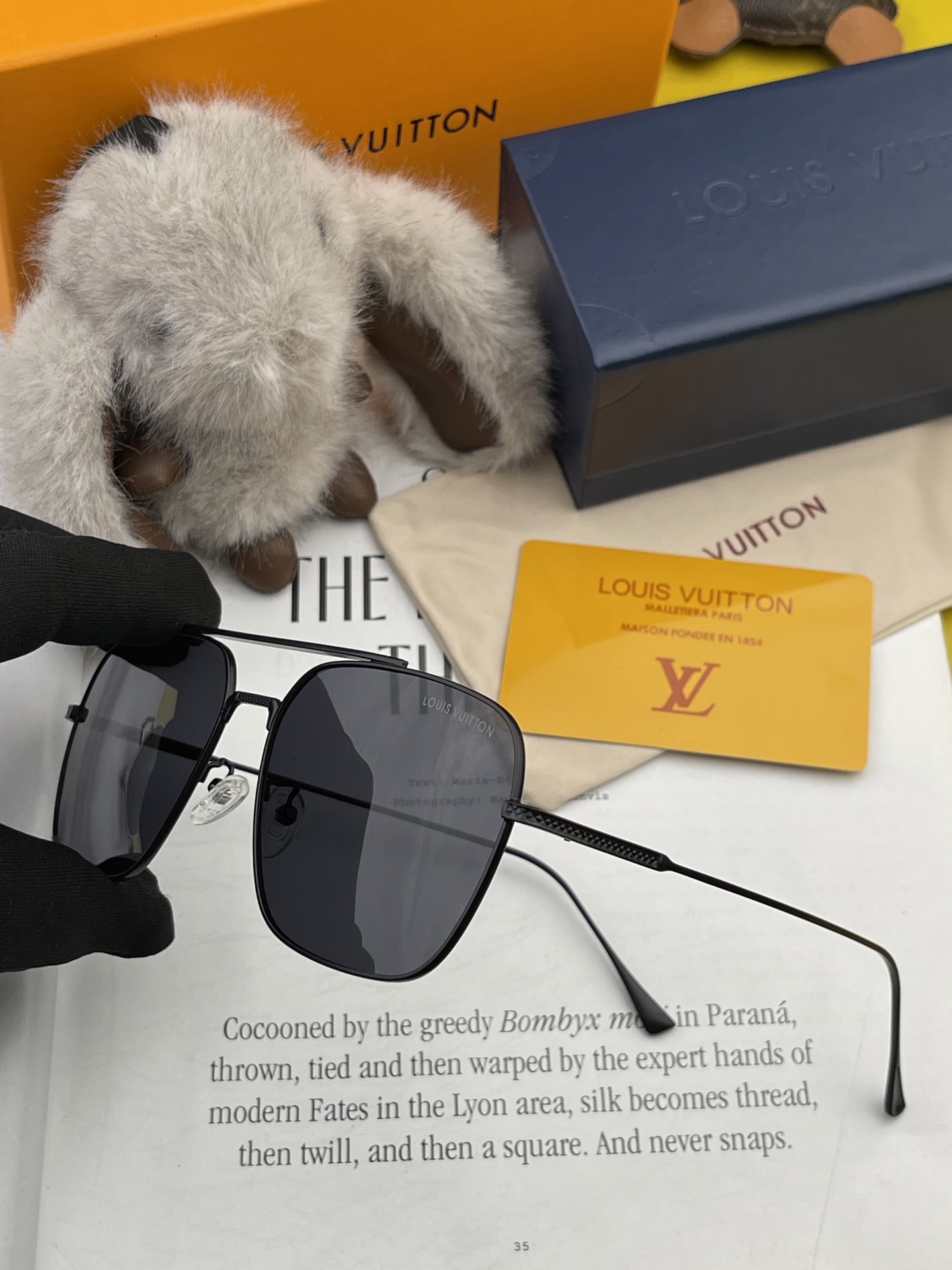  Lv 。  高品质男女款墨镜   👍 进口宝丽来偏光镜片  。蛤蟆镜 开车钓鱼都可 。百搭显瘦墨镜韩版