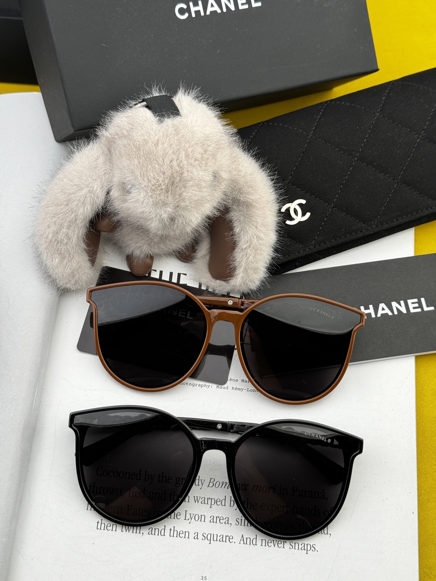 【CHANEL】香奈儿 2025新款潮流爆款 时尚方框太阳镜 佩戴舒适 网红潮款墨镜  女士高清加厚偏