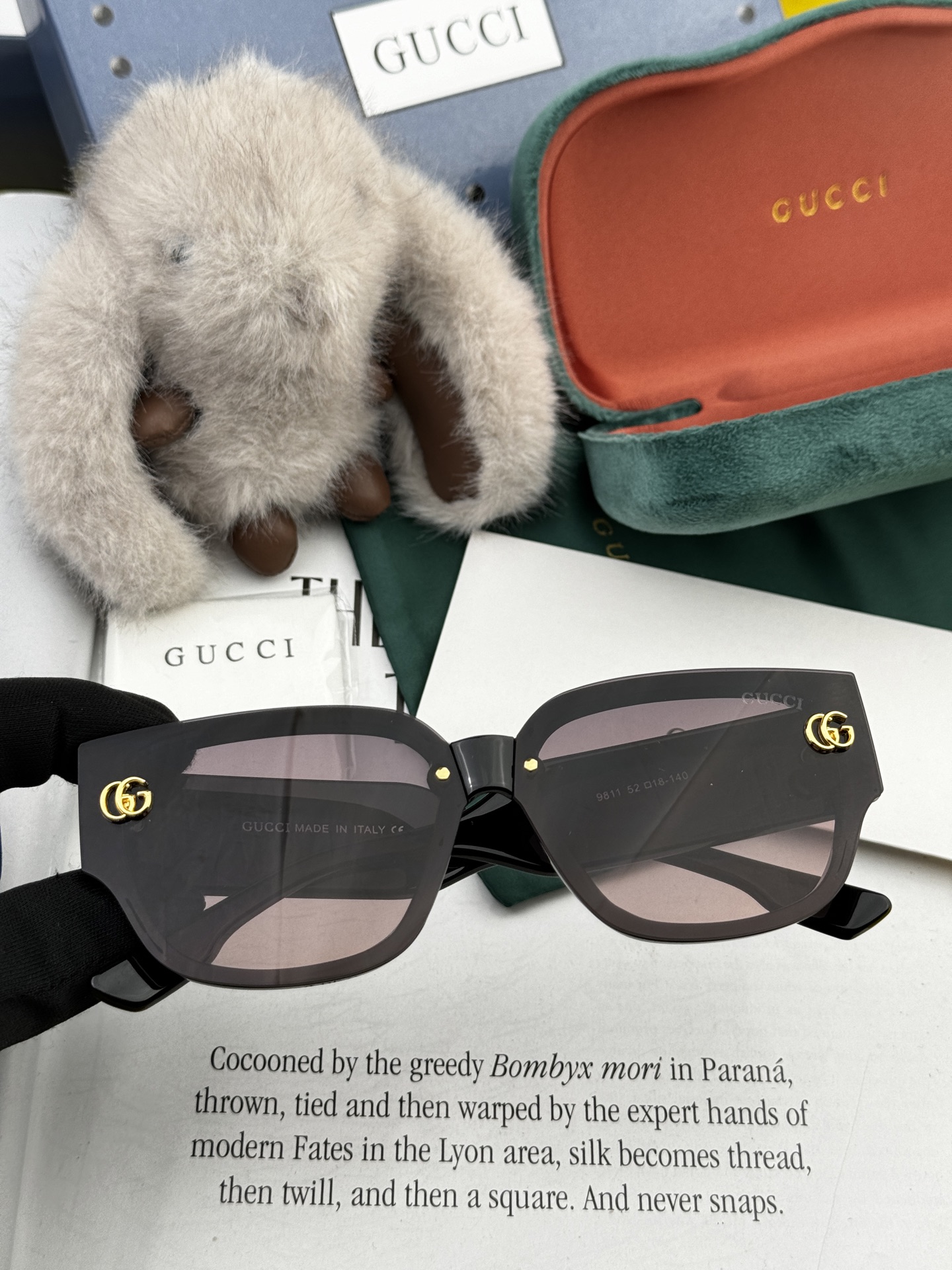 🔺 【GUCCI】2025开春新款 潮流爆款 时尚方框太阳镜 高品质 佩戴舒适 网红潮款墨镜 型号：G