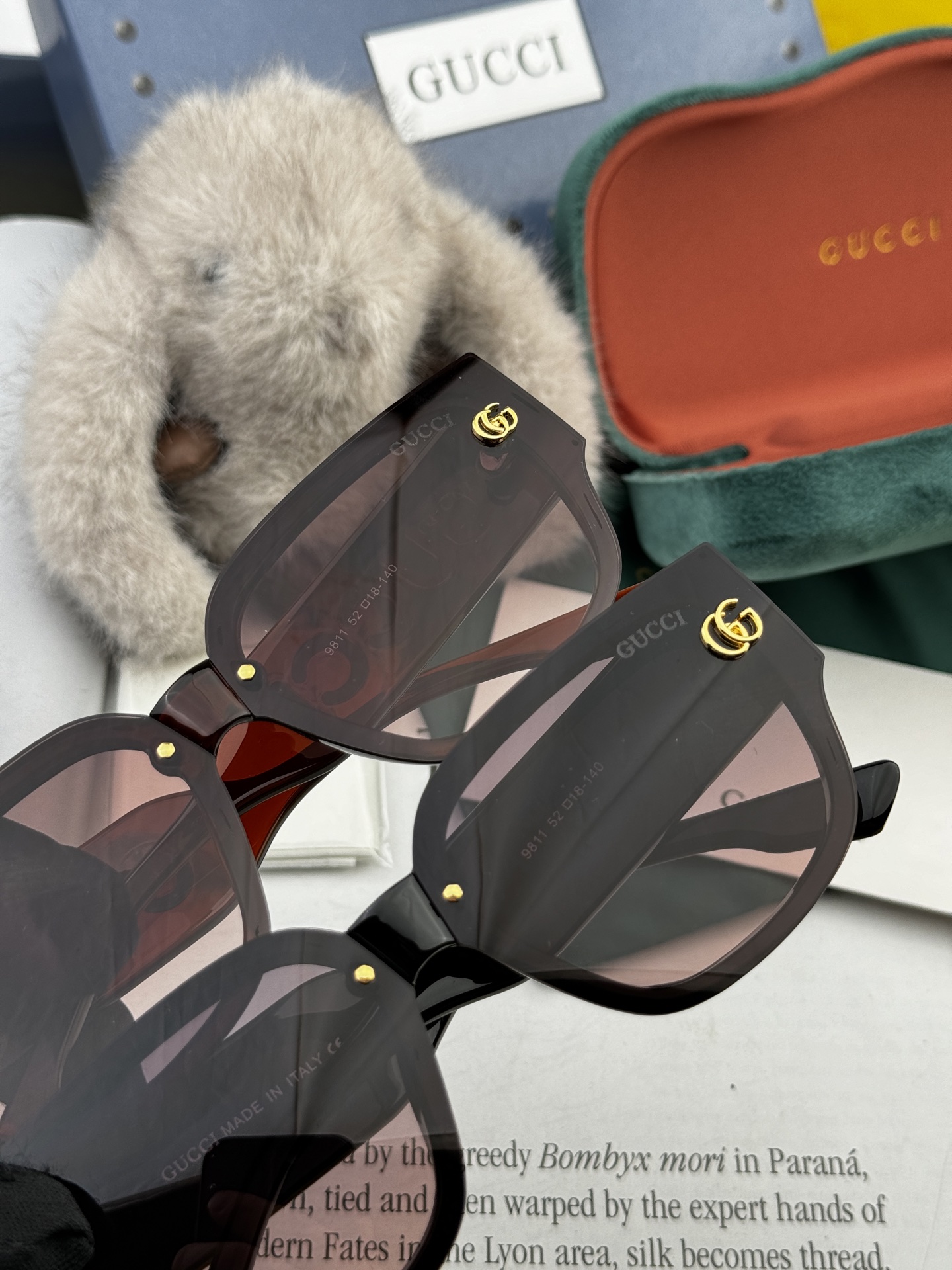  🔺 【GUCCI】2025开春新款 潮流爆款 时尚方框太阳镜 高品质 佩戴舒适 网红潮款墨镜 型号：G