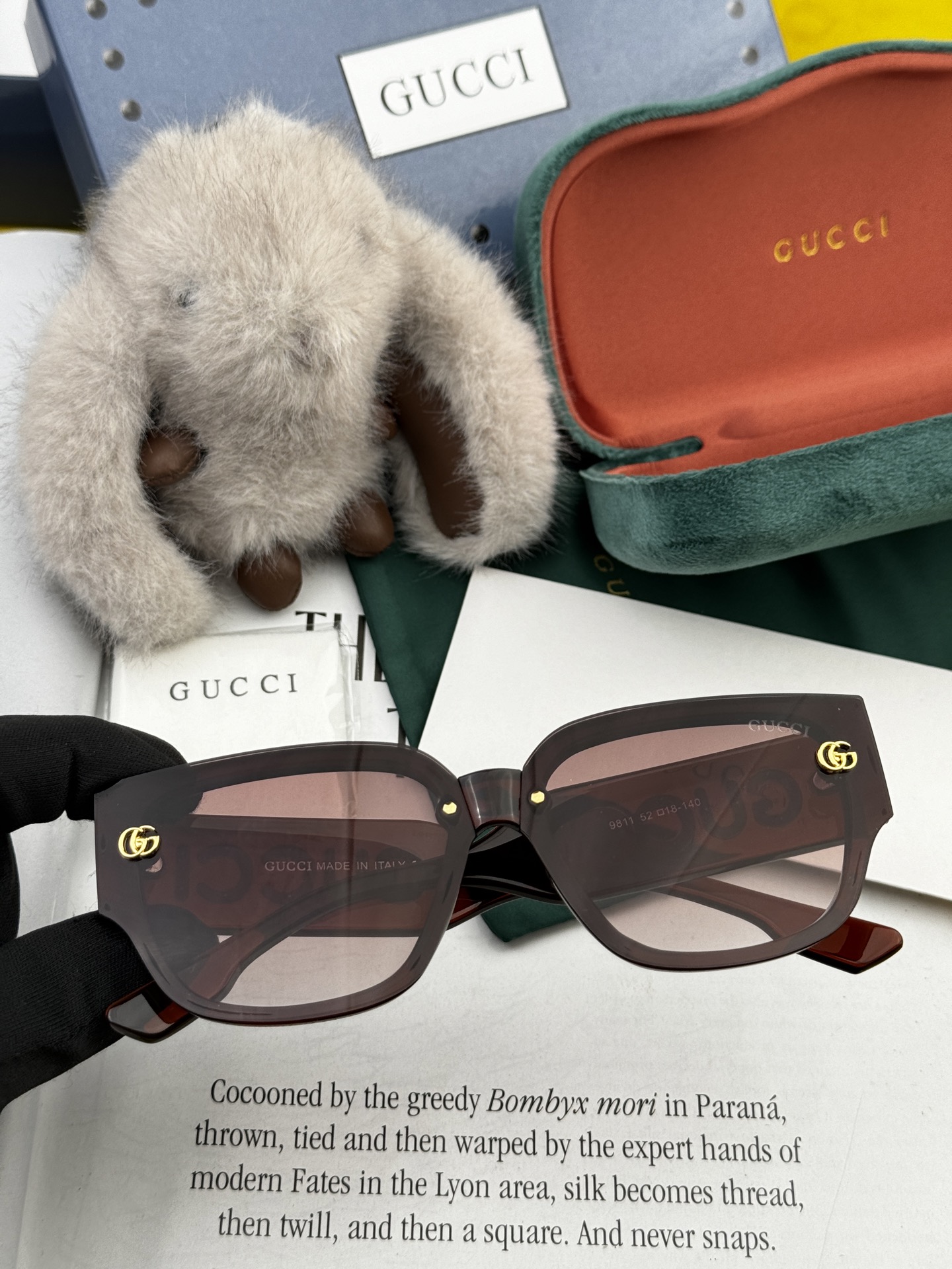  🔺 【GUCCI】2025开春新款 潮流爆款 时尚方框太阳镜 高品质 佩戴舒适 网红潮款墨镜 型号：G