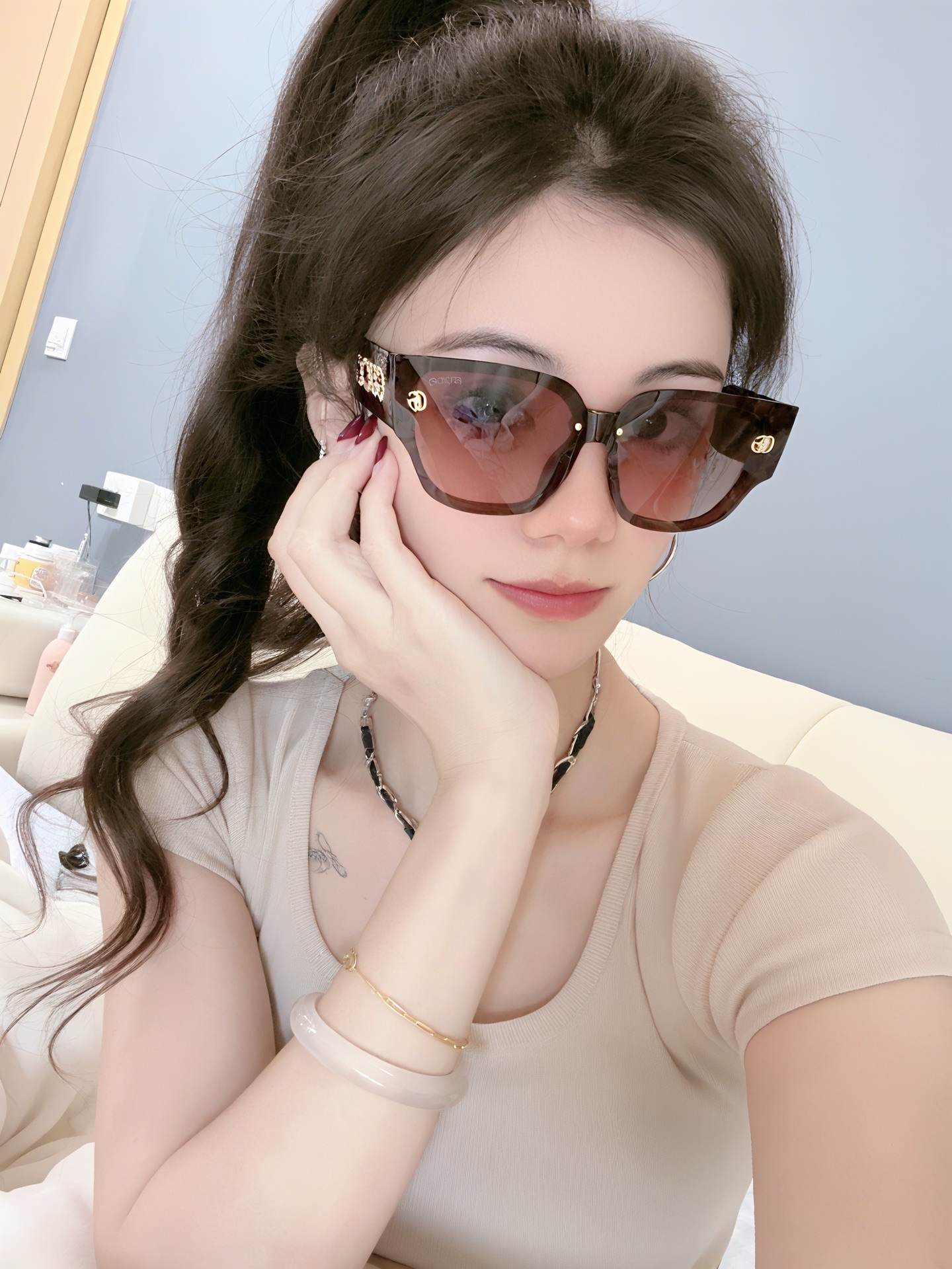  🔺 【GUCCI】2025开春新款 潮流爆款 时尚方框太阳镜 高品质 佩戴舒适 网红潮款墨镜 型号：G