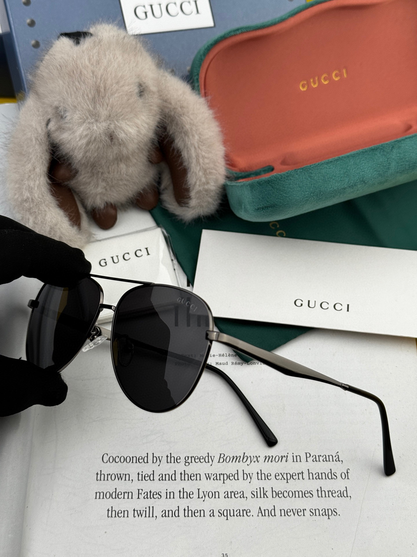   Gucci 。  高品质男女款墨镜   👍 进口宝丽来偏光镜片  。蛤蟆镜 开车钓鱼都可 。百搭显瘦