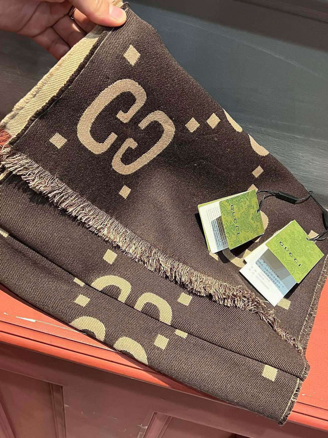 GG Logo Wool Silk Scarf in Tan, Size 35*190: Spring 2018 Tribute. - 图片 7