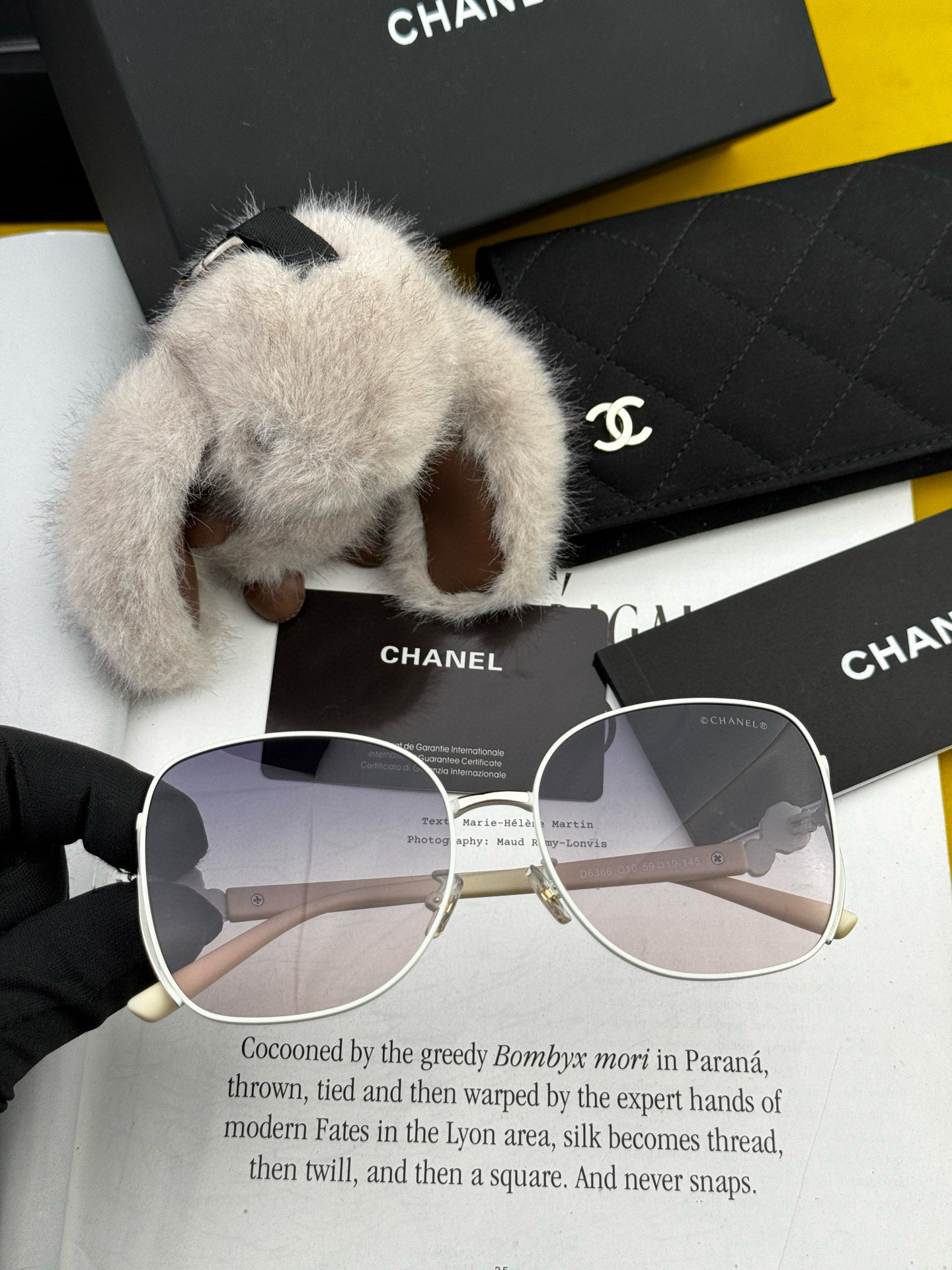  【CHANEL】香奈儿 2025新款山茶花潮流爆款 时尚圆框高清偏光太阳镜 佩戴舒适 网红潮款墨镜  