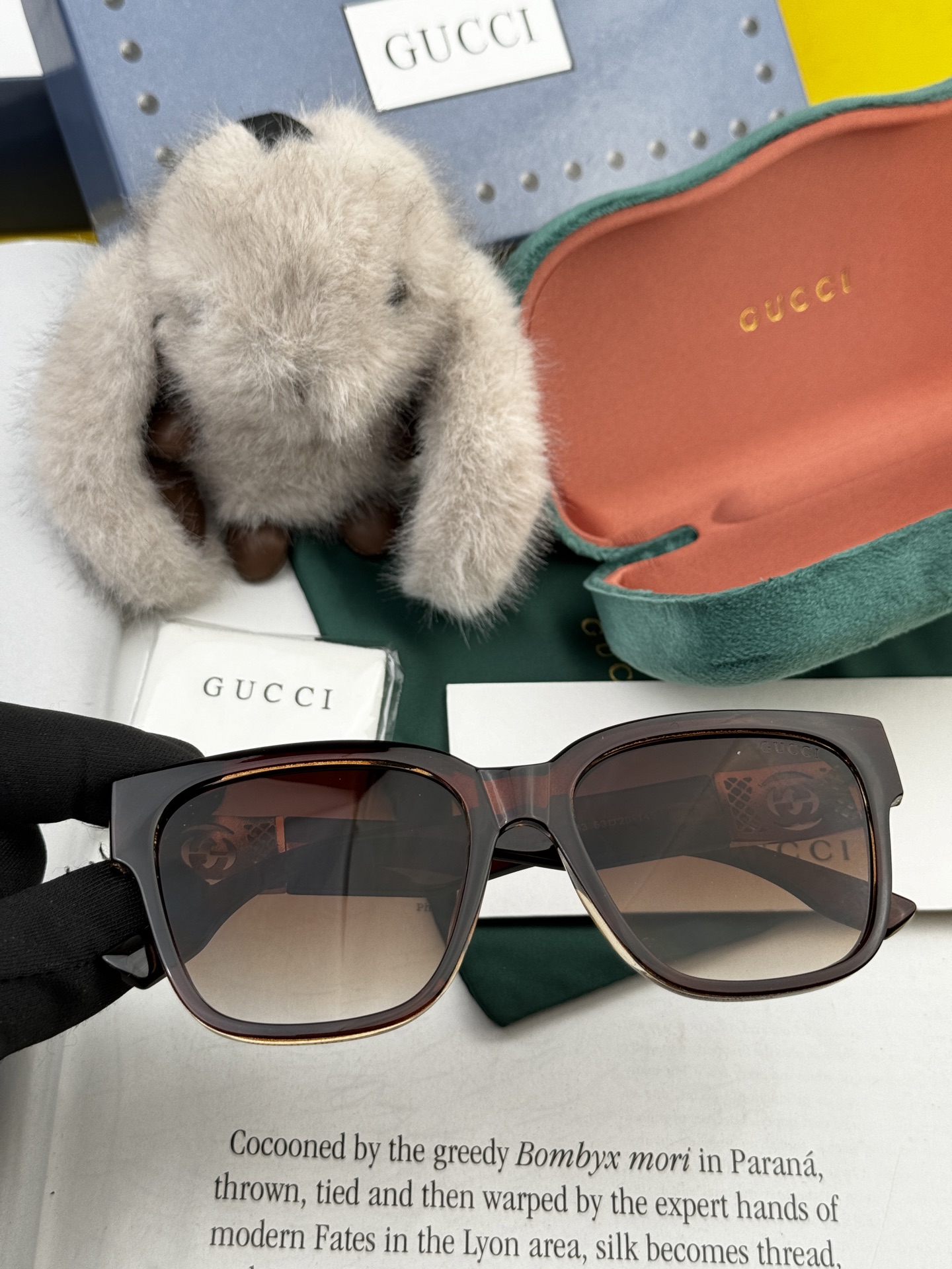  🔺 【GUCCI】2025开春新款 潮流爆款 时尚方框太阳镜 高品质 佩戴舒适 网红潮款墨镜 型号：G