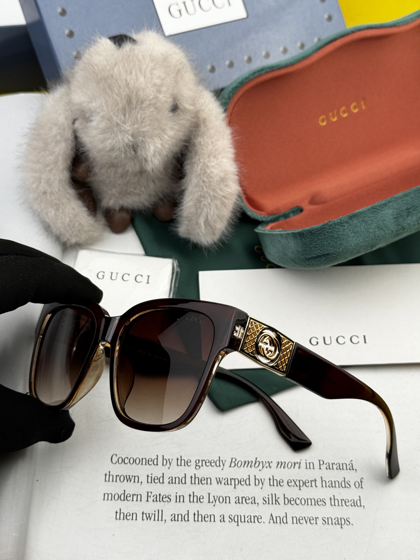 🔺 【GUCCI】2025开春新款 潮流爆款 时尚方框太阳镜 高品质 佩戴舒适 网红潮款墨镜 型号：G