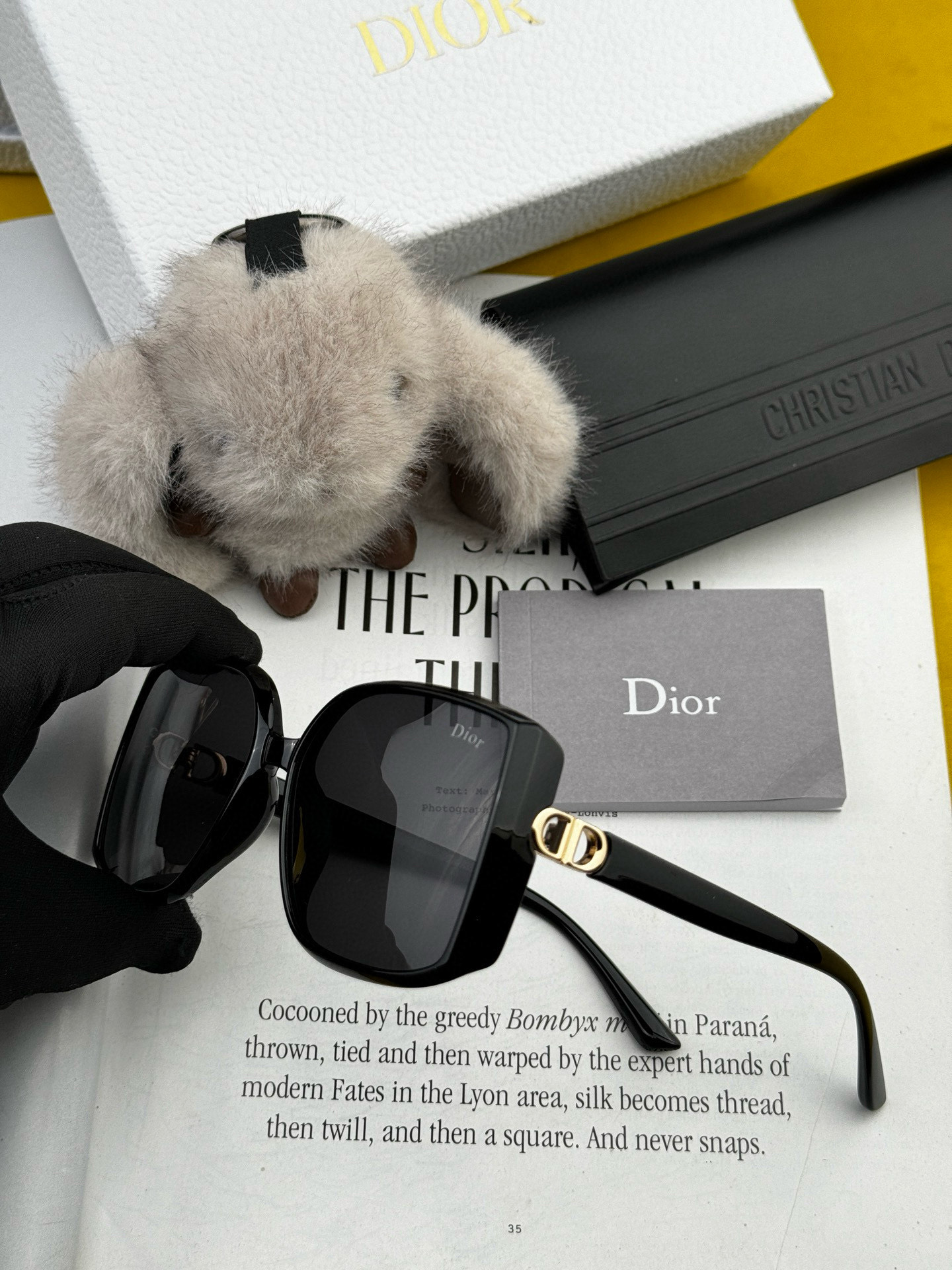   【DIOR】2025新款潮流爆款 时尚方框太阳镜 佩戴舒适 网红潮款墨镜  女士高清加厚偏光太阳镜🕶