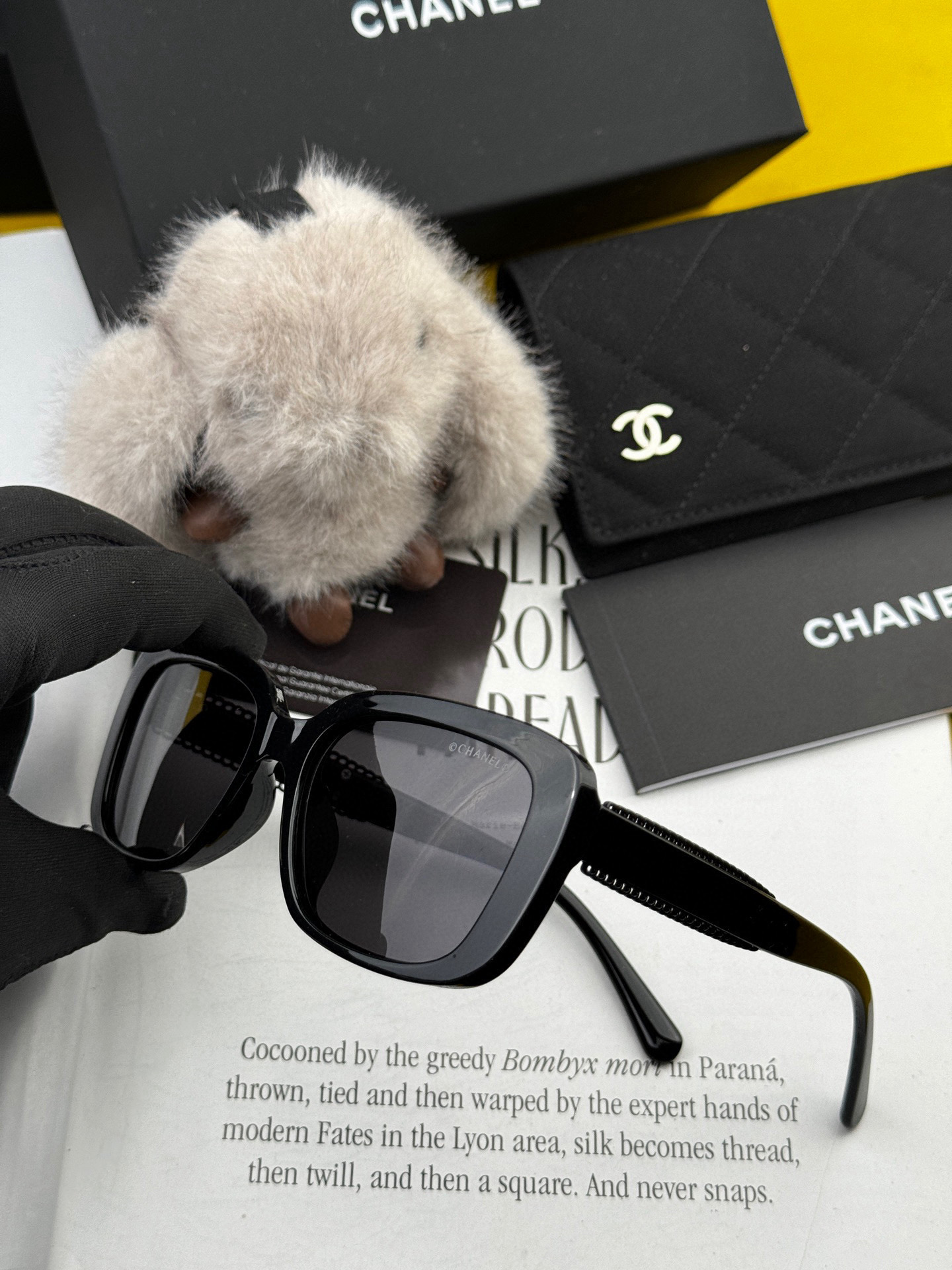 【CHANEL】香奈儿 2025新款潮流爆款 时尚方框太阳镜 佩戴舒适 网红潮款墨镜  女士高清加厚偏光