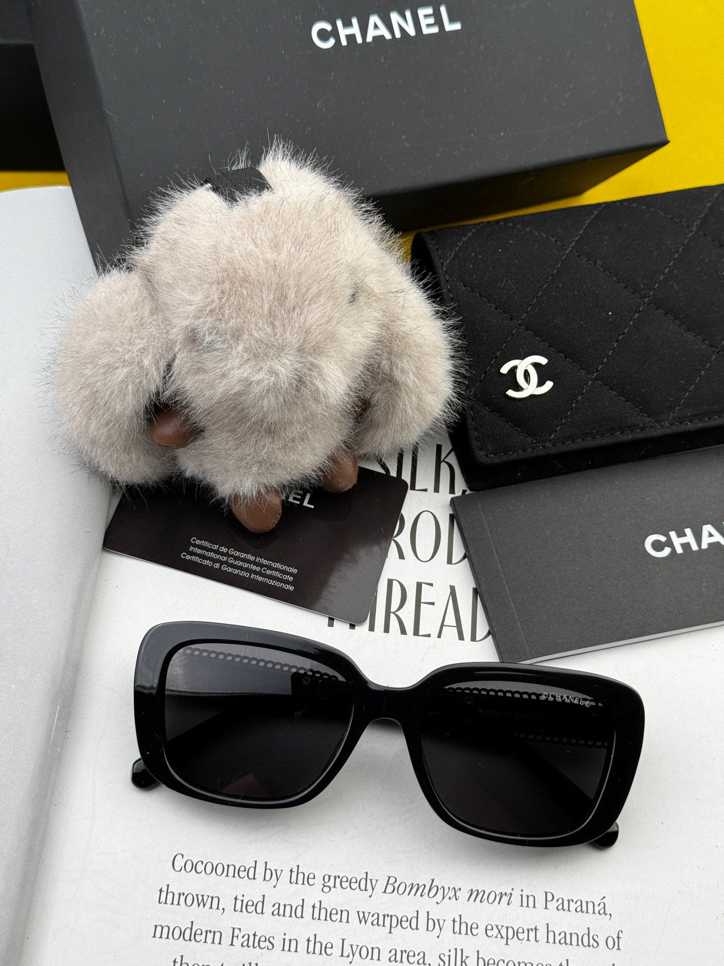 【CHANEL】香奈儿 2025新款潮流爆款 时尚方框太阳镜 佩戴舒适 网红潮款墨镜  女士高清加厚偏光